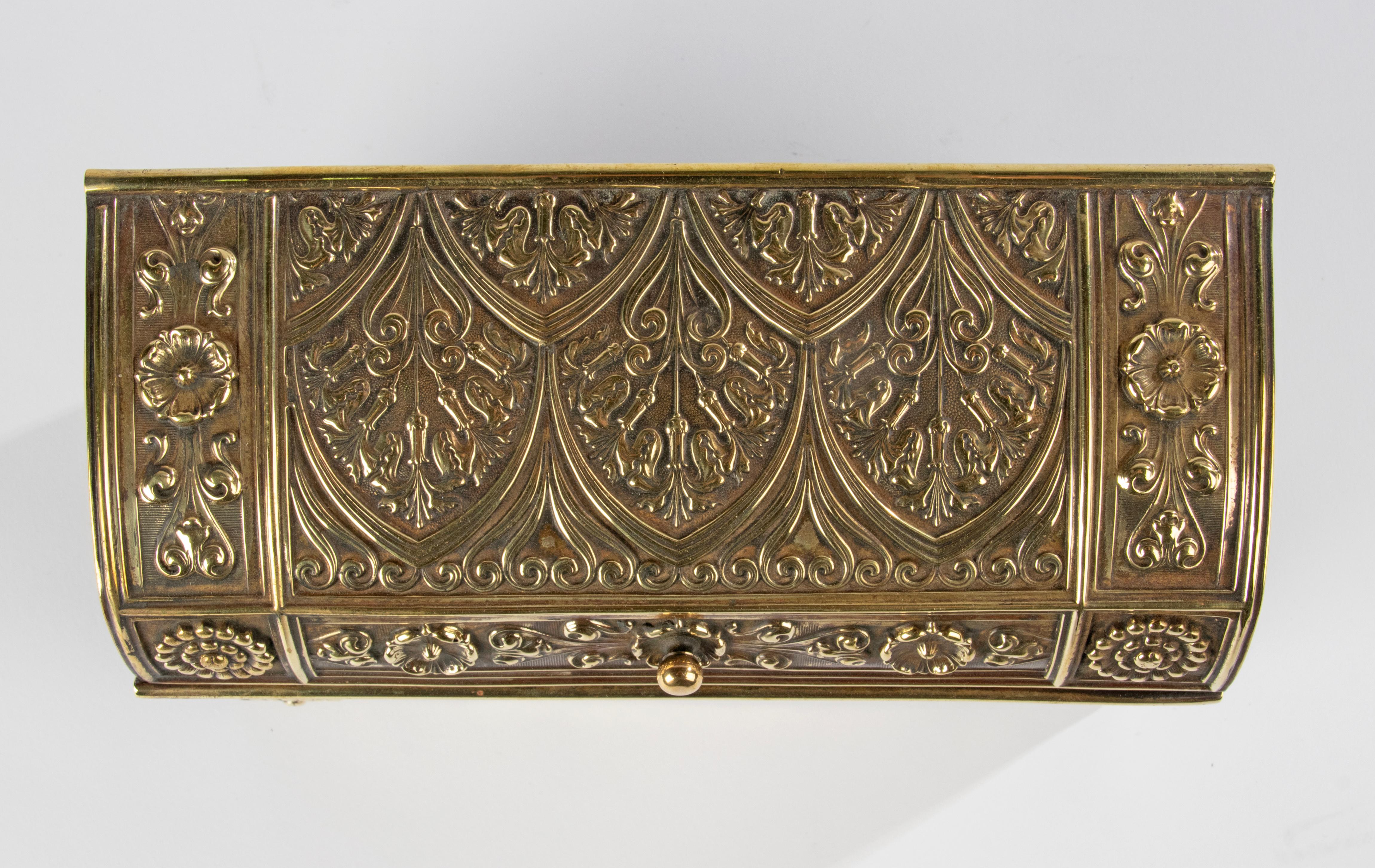 19th Century Regency style Copper Desktop Stationery Box For Sale 2