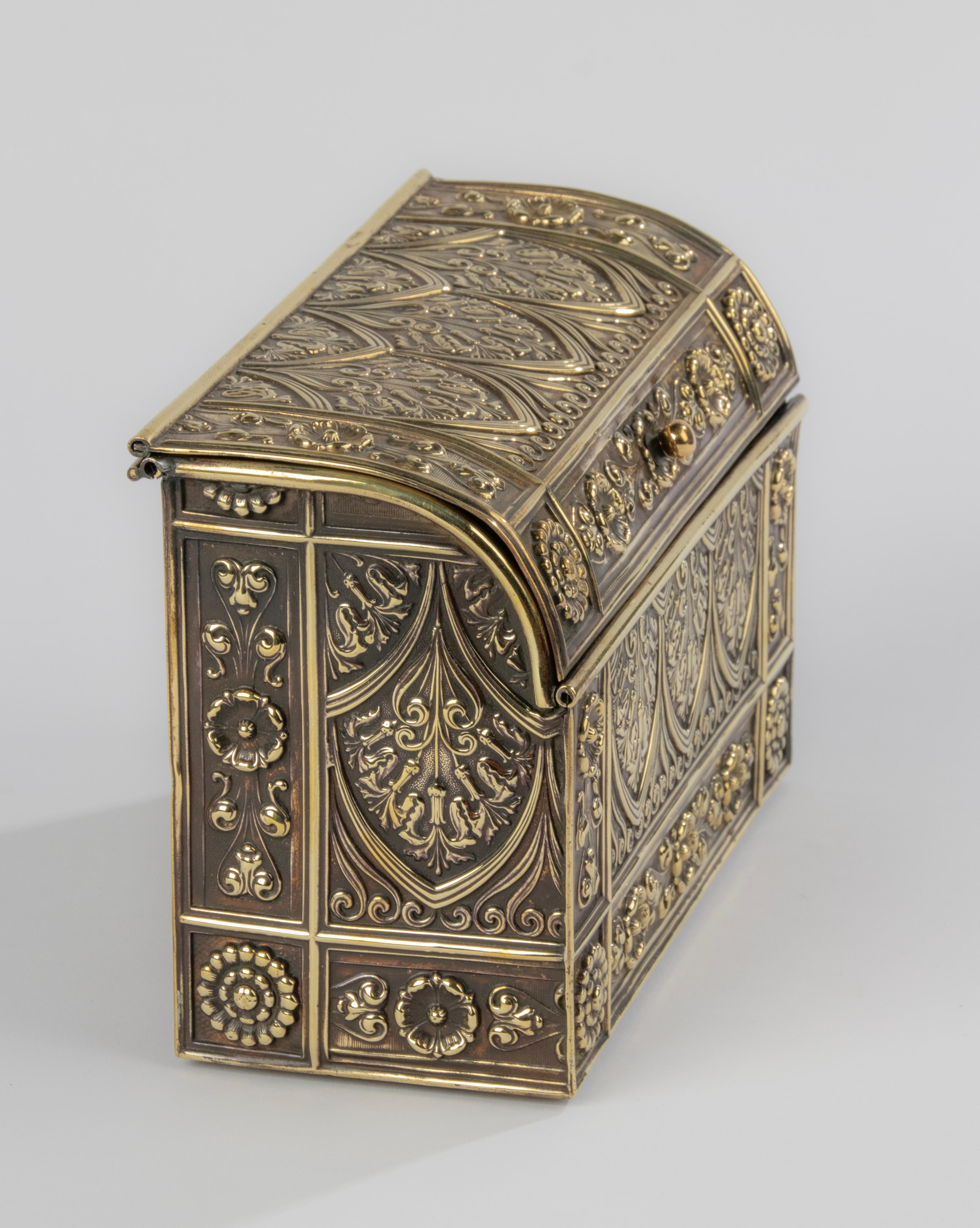 19th Century Regency style Copper Desktop Stationery Box For Sale 3