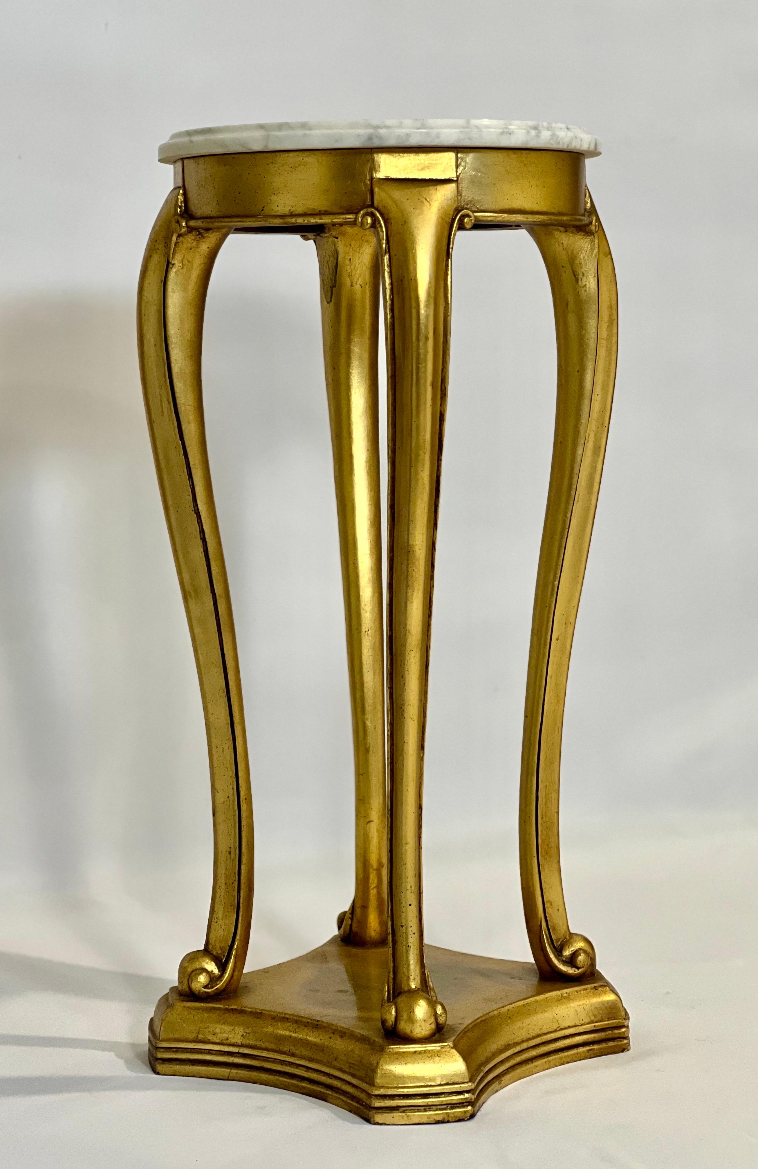 19th Century Regency Style Gilt Wood Marble Top Pedestal or Plant Stand In Good Condition For Sale In Doylestown, PA