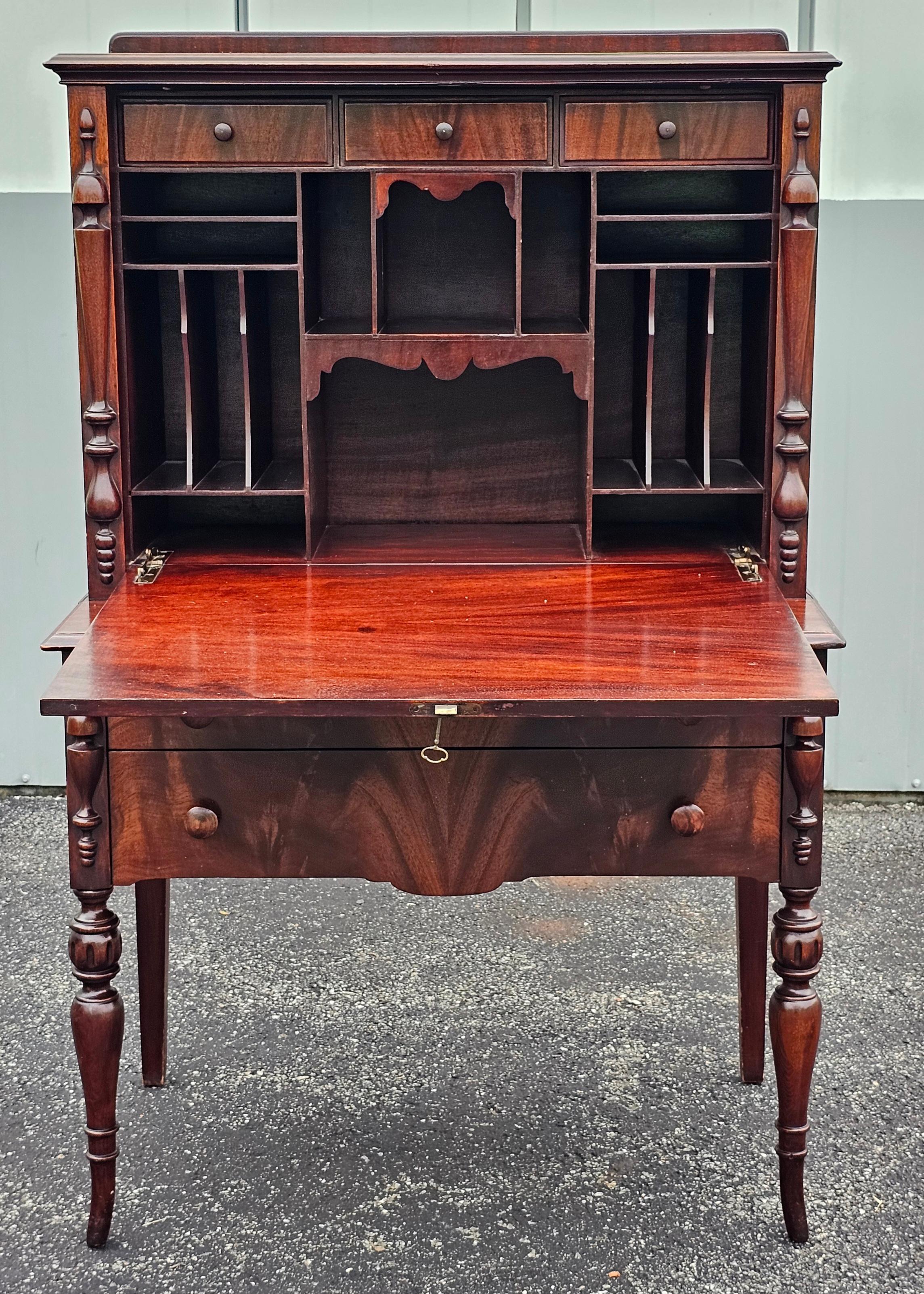 Legno Scrivania in stile Regency del XIX secolo, in mogano, con fronte a caduta, per i librai in vendita