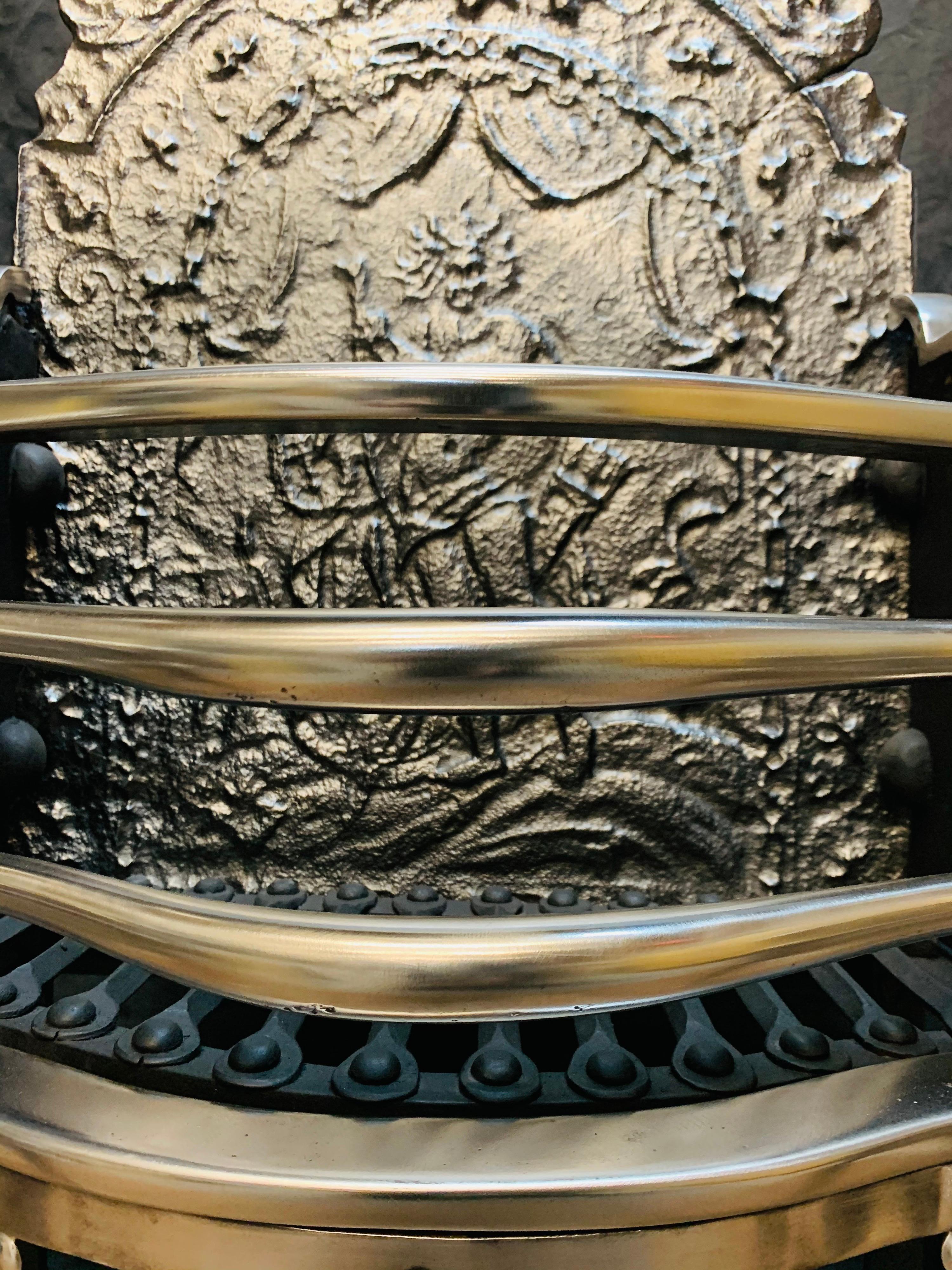 Panier à grille de cheminée en acier poli de style Régence du 19ème siècle Bon état - En vente à Edinburgh, GB