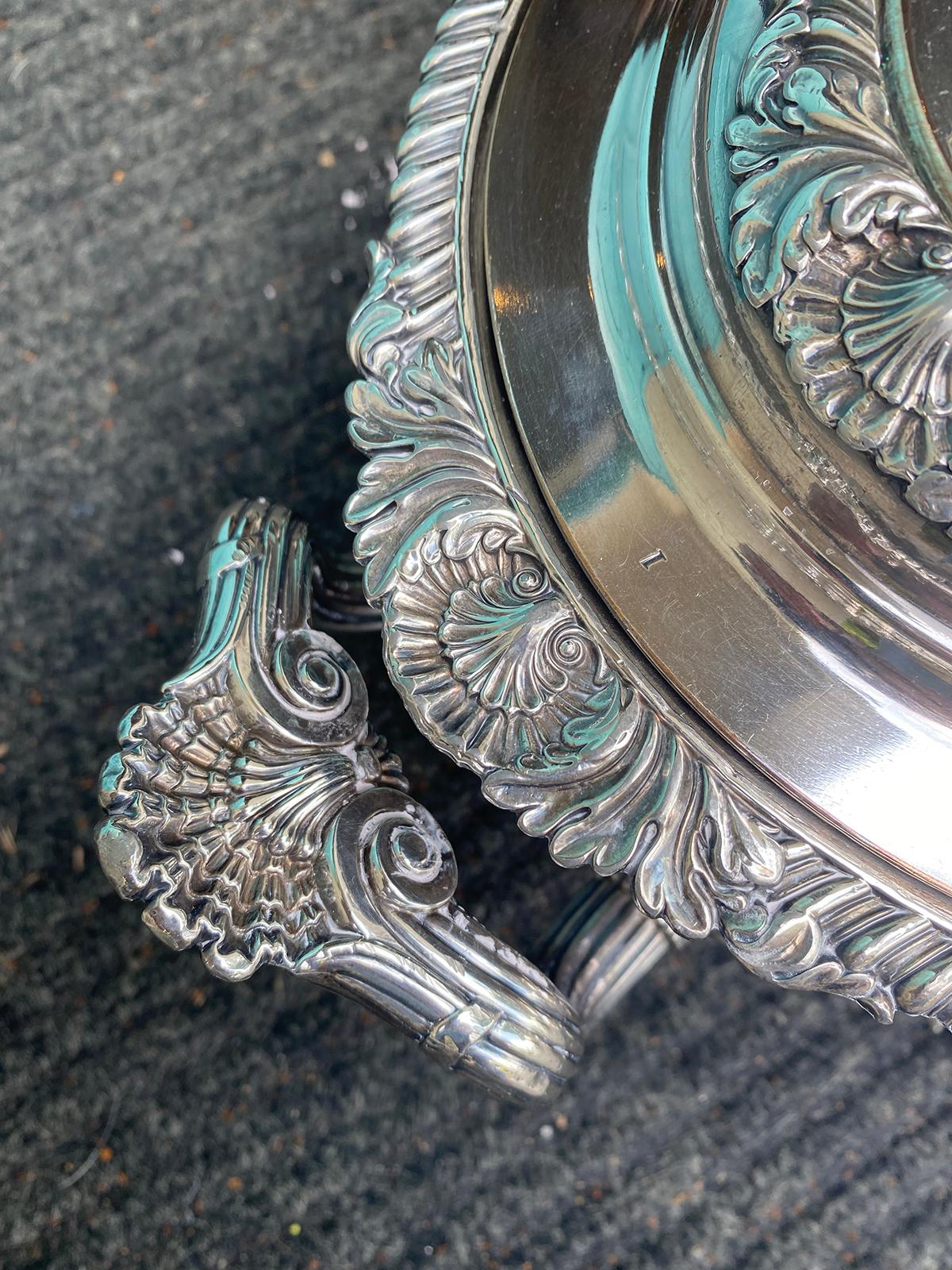 Zuppiera in argento Sheffield del 19° secolo in stile Regency con stemmi in sterline in vendita 5