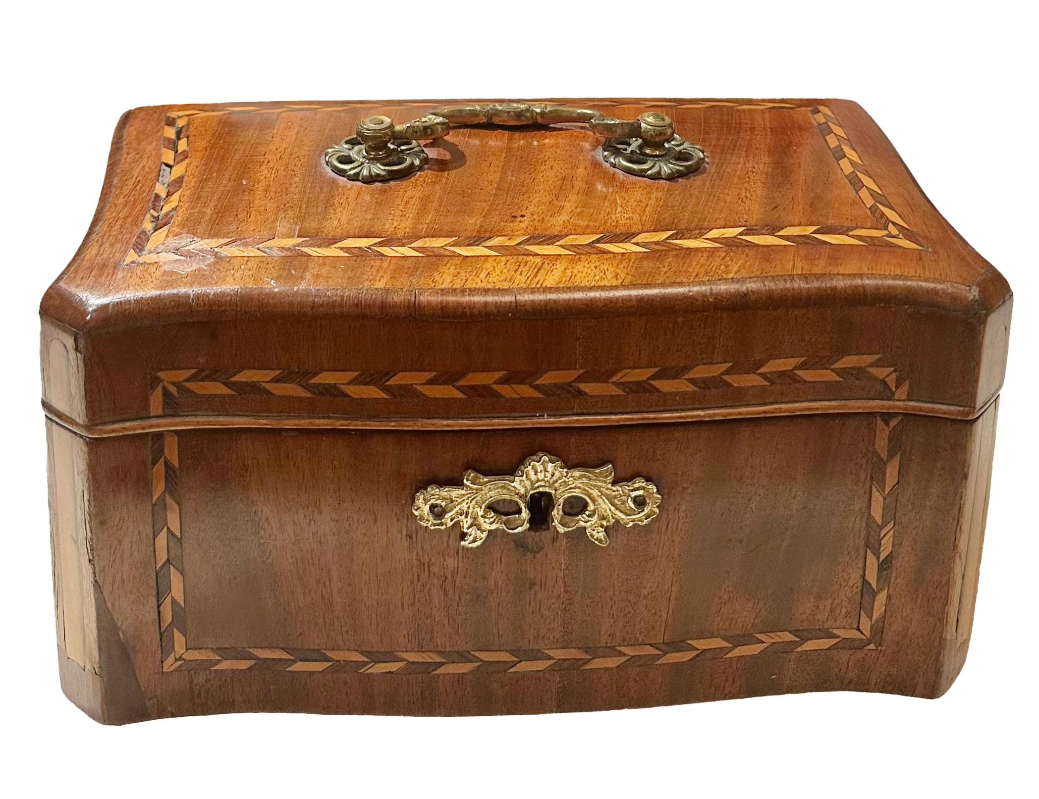English 19th Century Regency Trinket Box For Sale