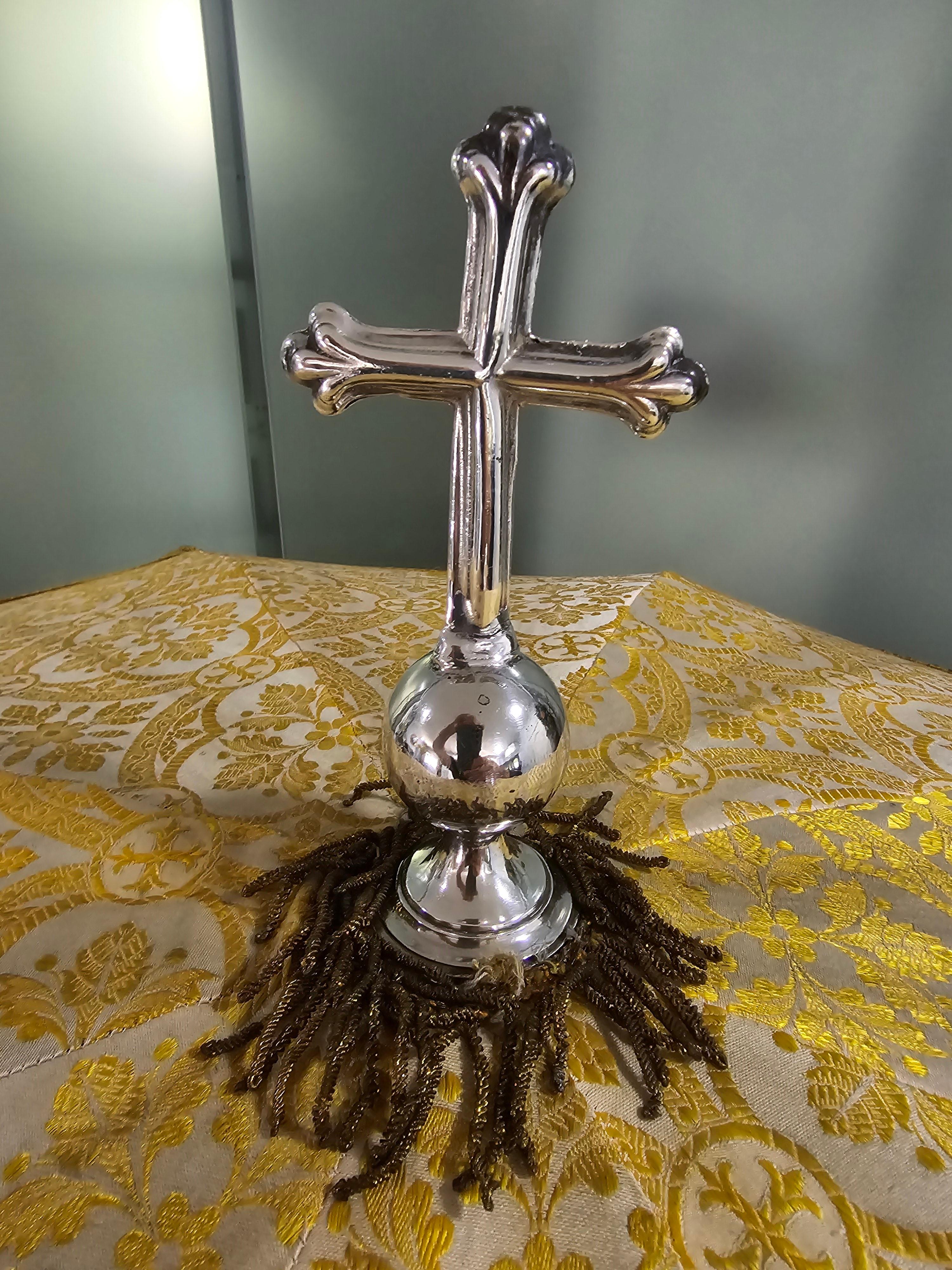 19th Century Religious Silver Parasol with Cross In Excellent Condition For Sale In Madrid, ES