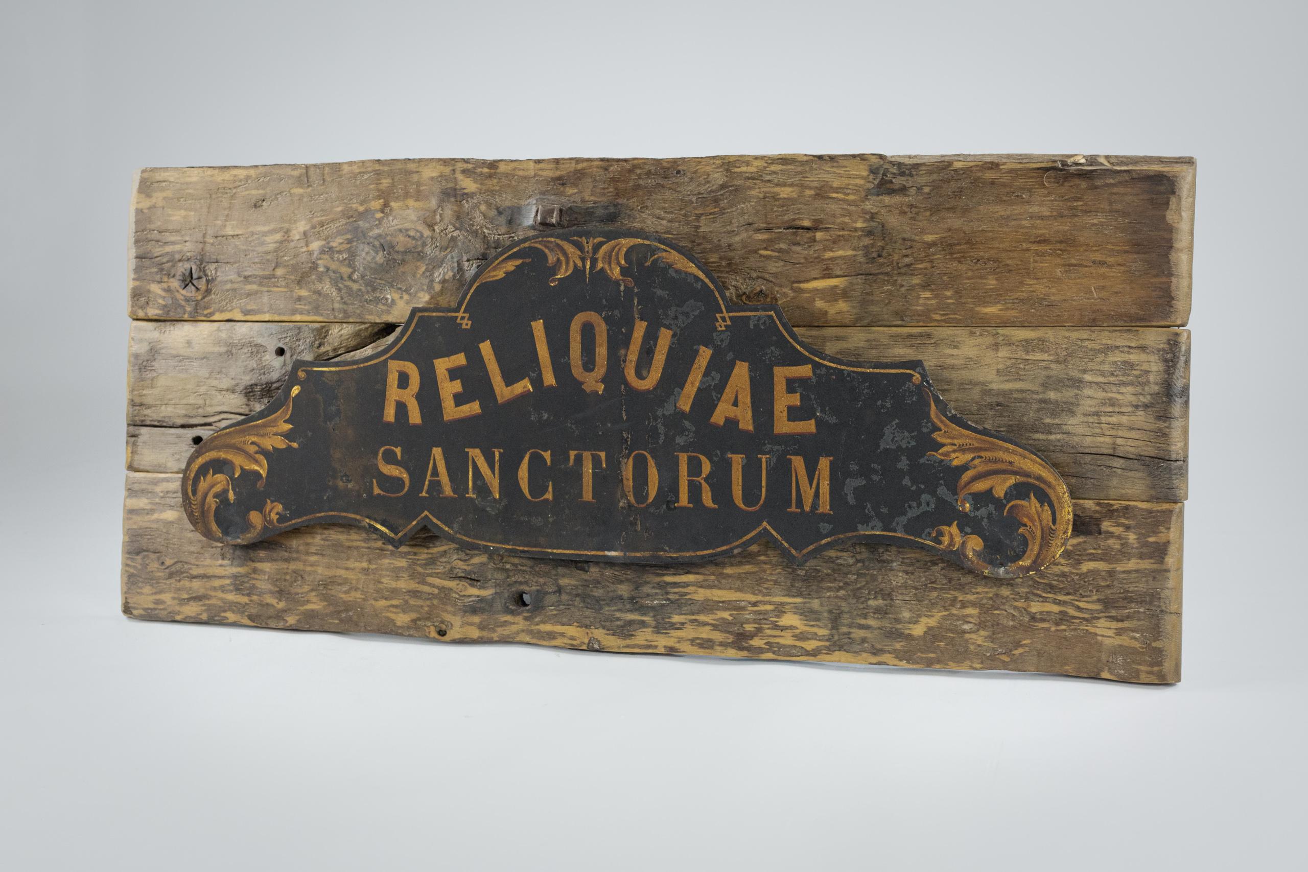 Reliquiae Sanctorum-Schild aus dem 19. Jahrhundert im Zustand „Relativ gut“ im Angebot in Pease pottage, West Sussex