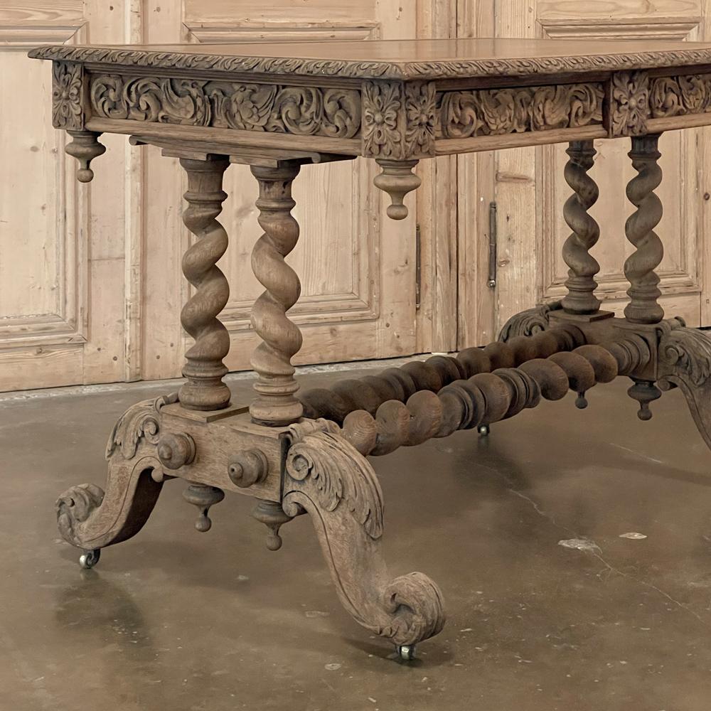 Bureau en chêne rayé à torsion d'orge de la Renaissance du 19ème siècle en vente 1