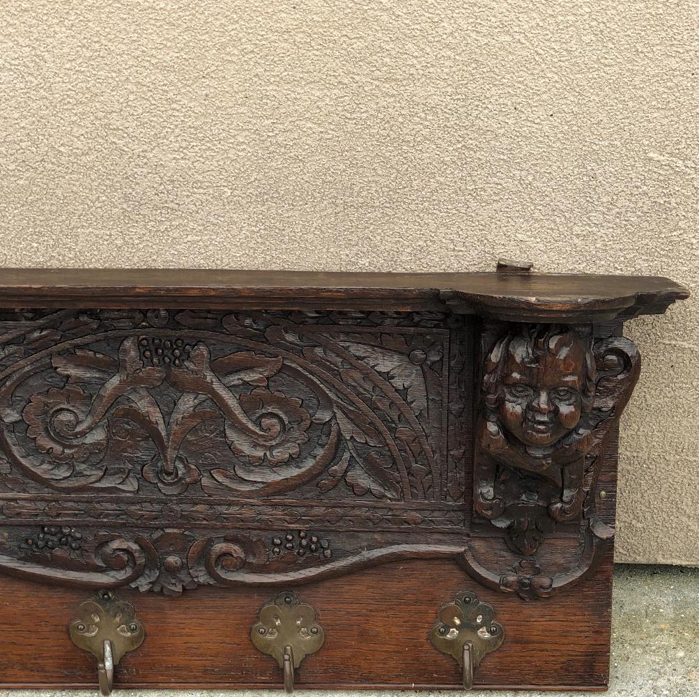 19th Century Renaissance Carved Oak Hat, Coat Rack In Good Condition In Dallas, TX