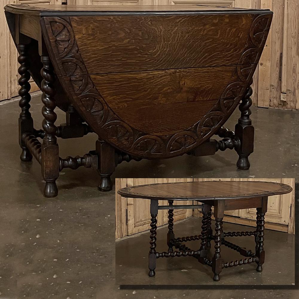 Français Table Renaissance du 19ème siècle à pieds en forme de porte et à abattants en forme de torsade en vente