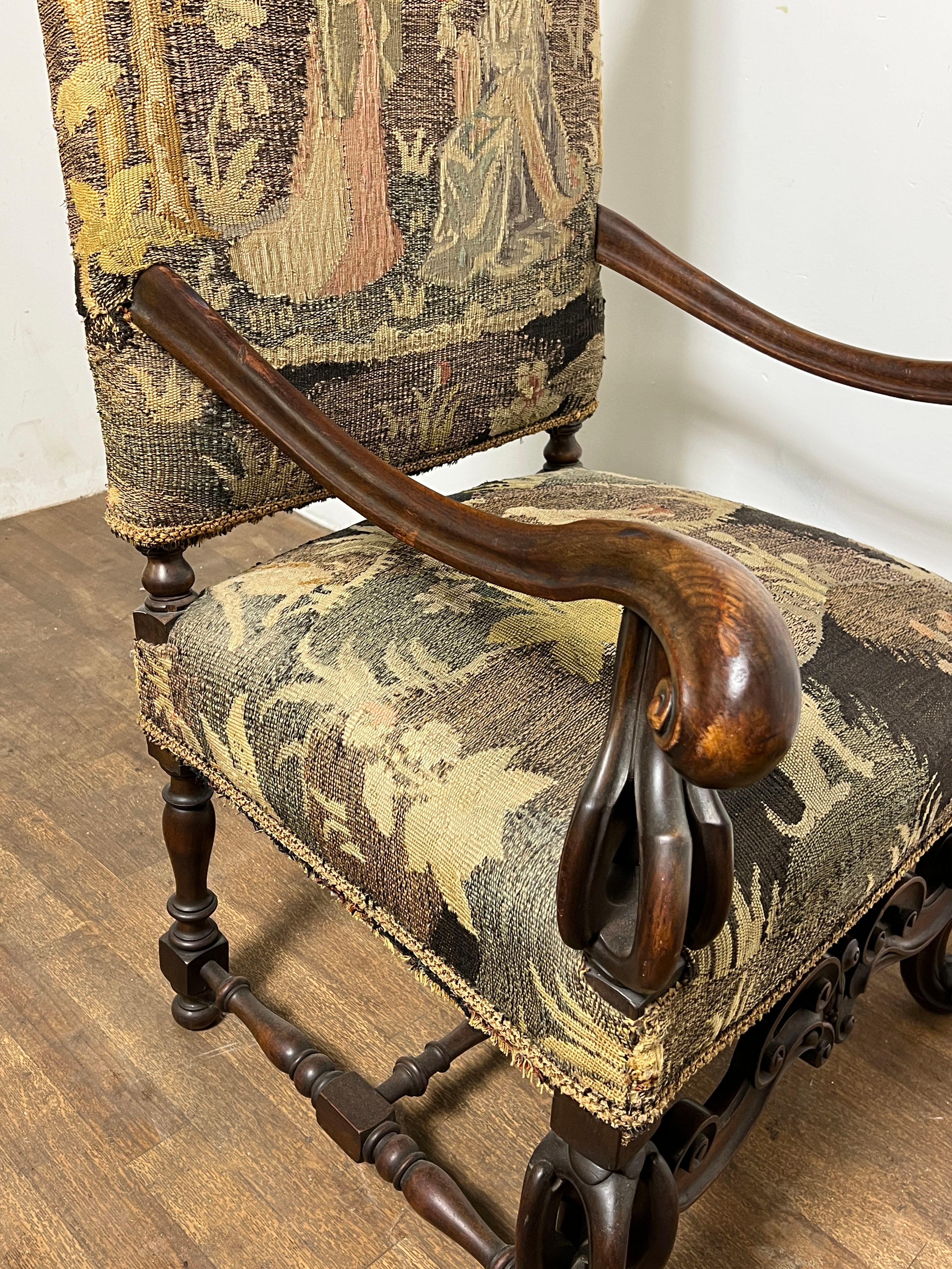 Sessel im Renaissance-Revival-Stil des 19. Jahrhunderts, gepolstert mit belgischem Wandteppich im Angebot 2