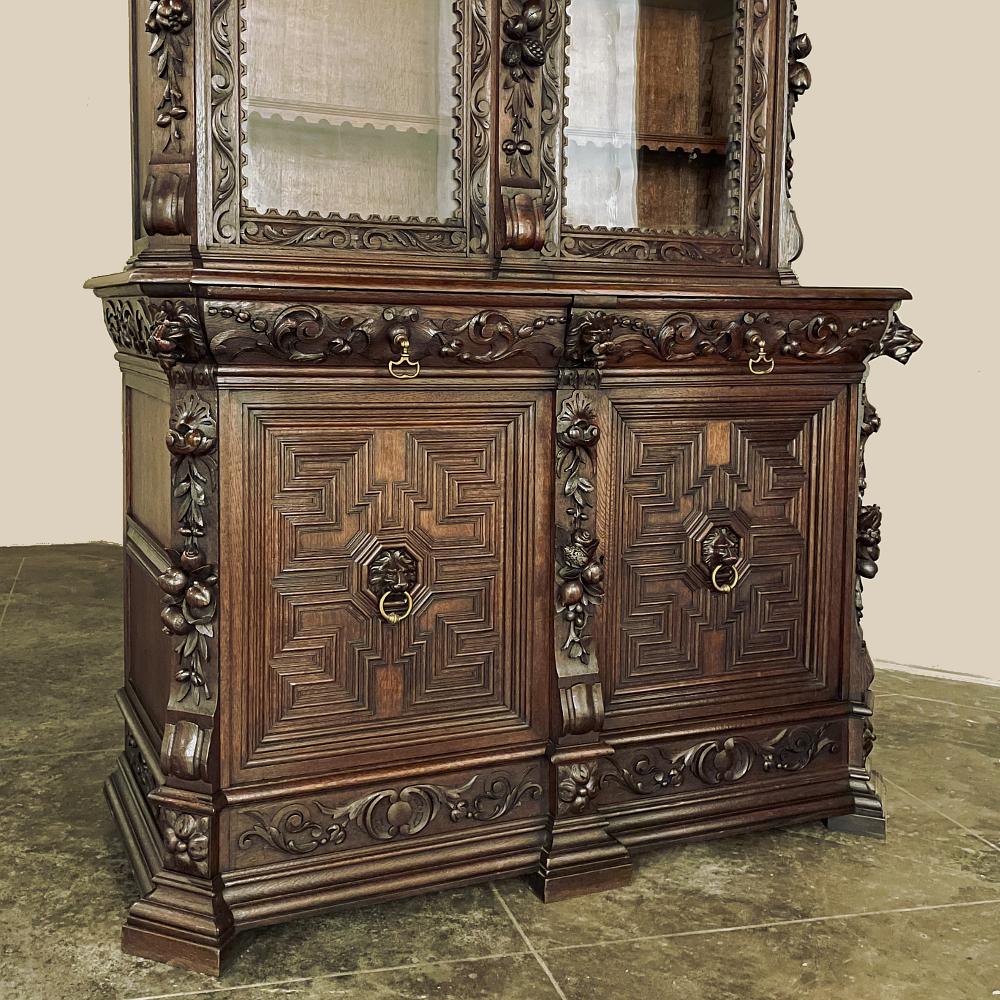 19th Century Renaissance Revival Bookcase In Good Condition For Sale In Dallas, TX