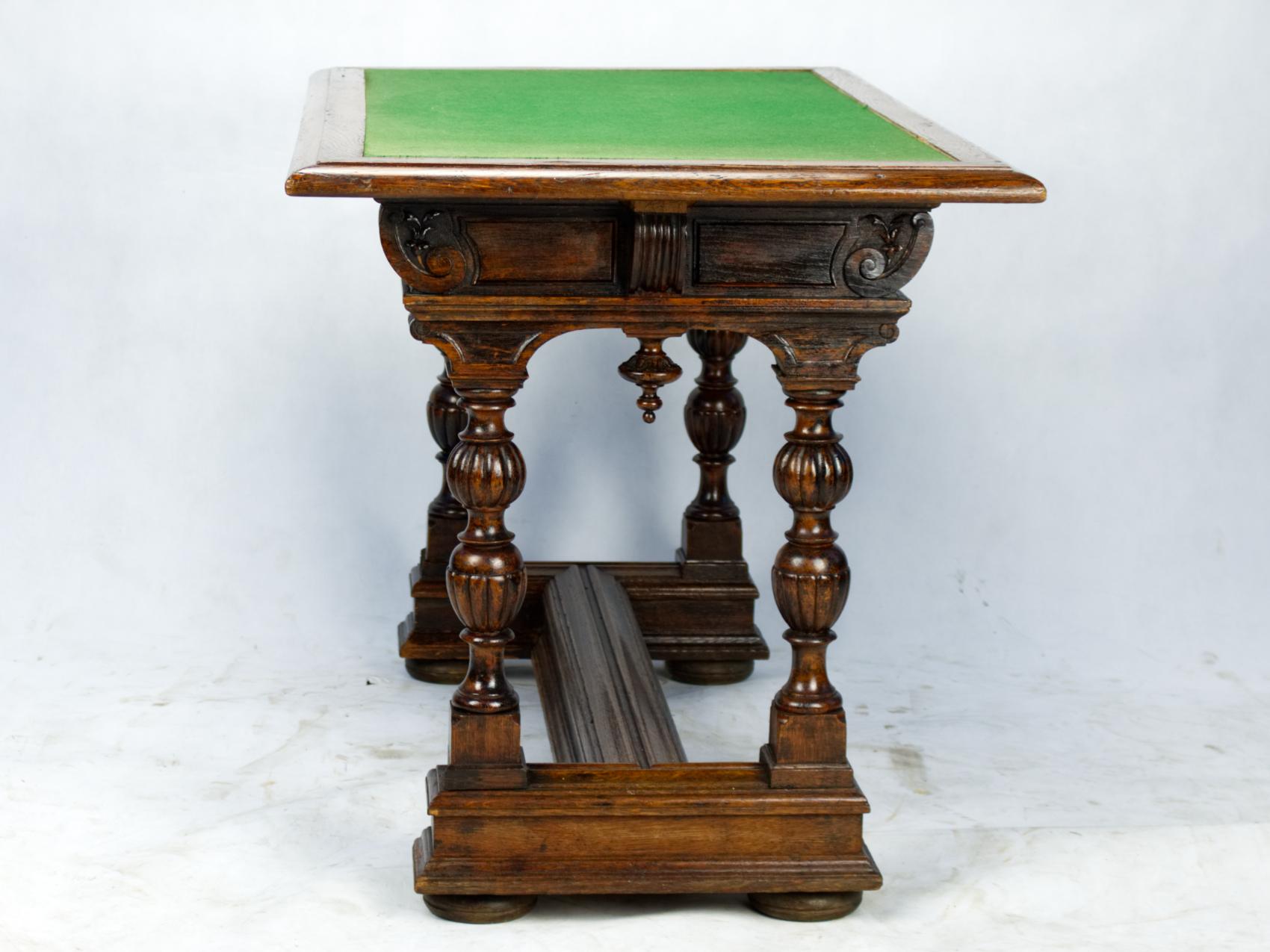 19th Century Renaissance Revival Carved Table 1