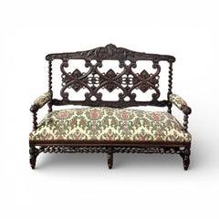 Renaissance-Revival-Sofa im Stil von Louis XIII des 19. Jahrhunderts aus massiver Eiche