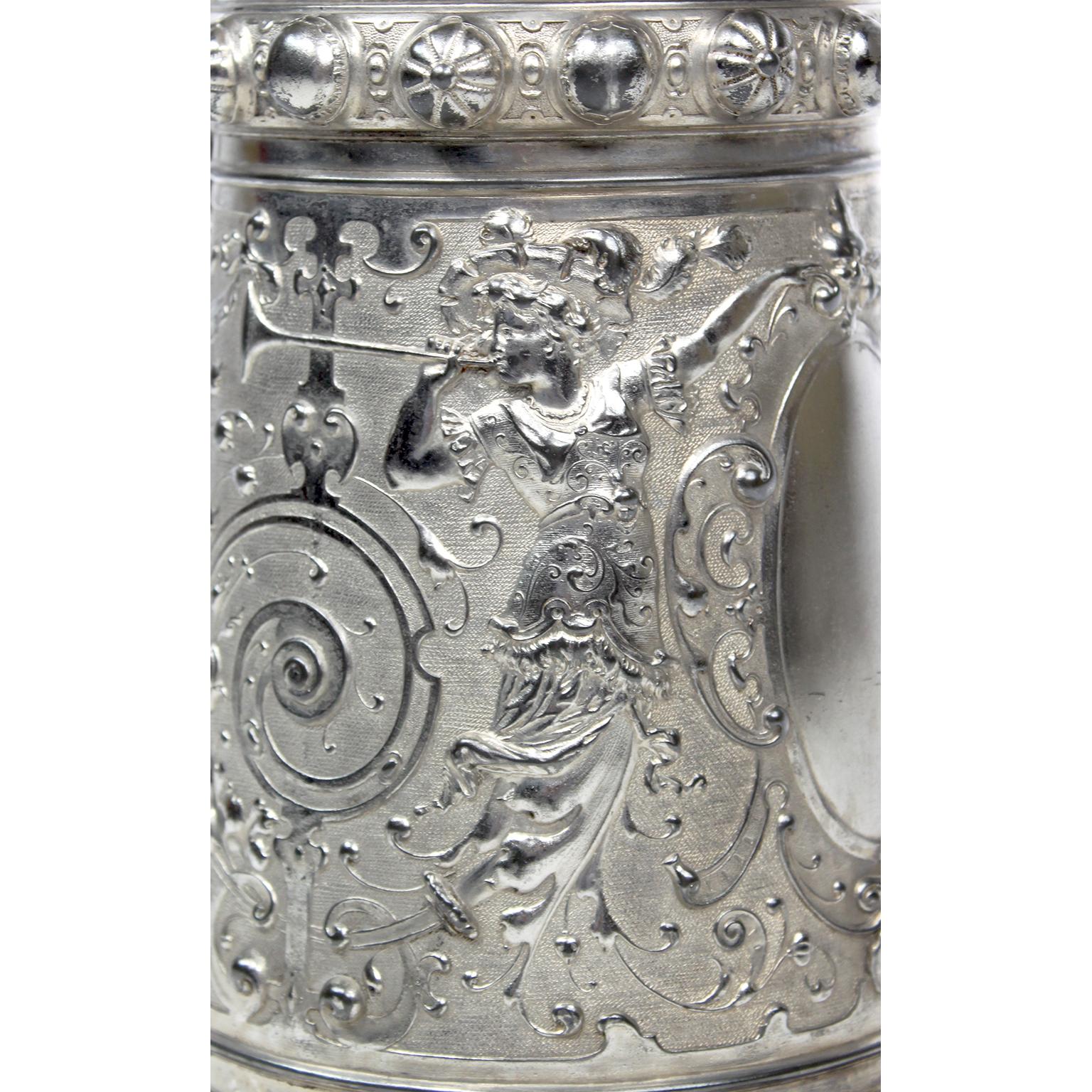 Beer-Tankard en métal argenté Britannia de style néo-Renaissance du 19ème siècle en vente 1