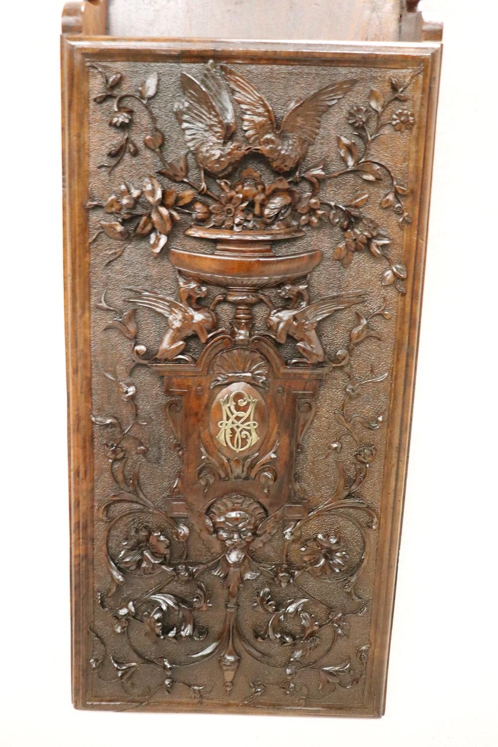 19th Century Renaissance Style Wall Magazine Rack in Hand Carved Walnut In Excellent Condition For Sale In Casale Monferrato, IT