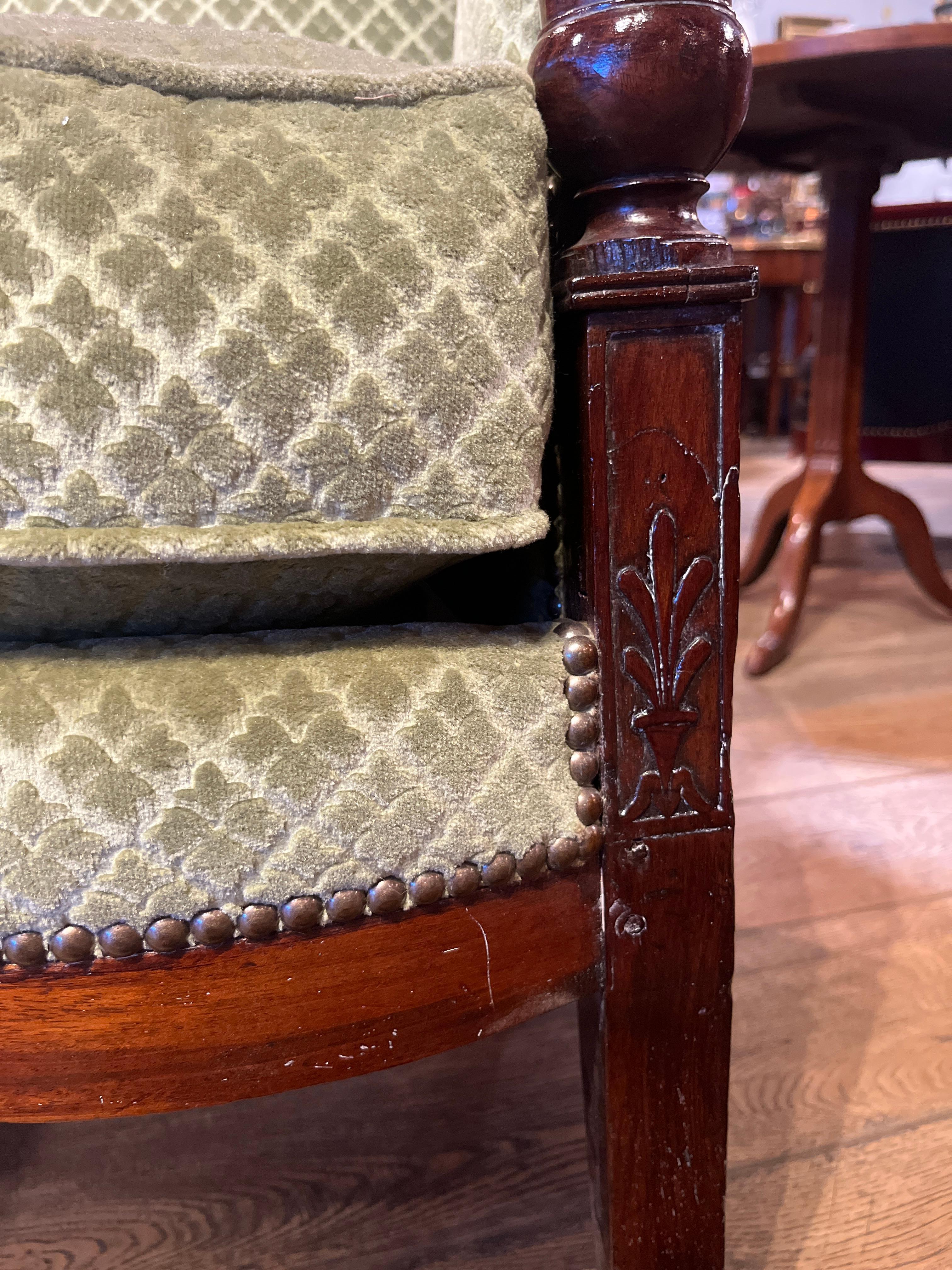 Restauración Siglo XIX Bergere Caoba en venta 1
