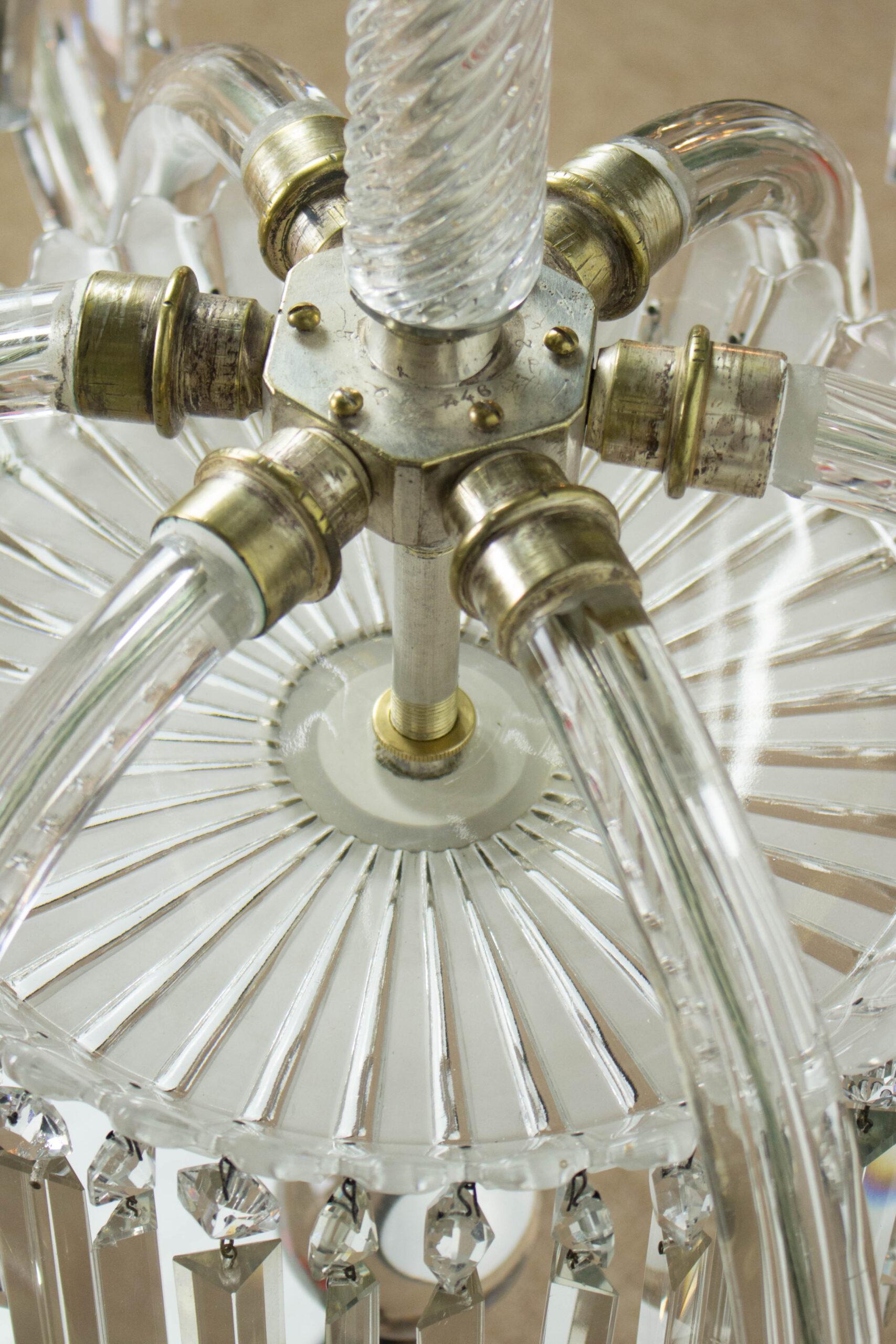 Restaurierter Baccarat-Kronleuchter aus Kristall des 19. im Angebot 3