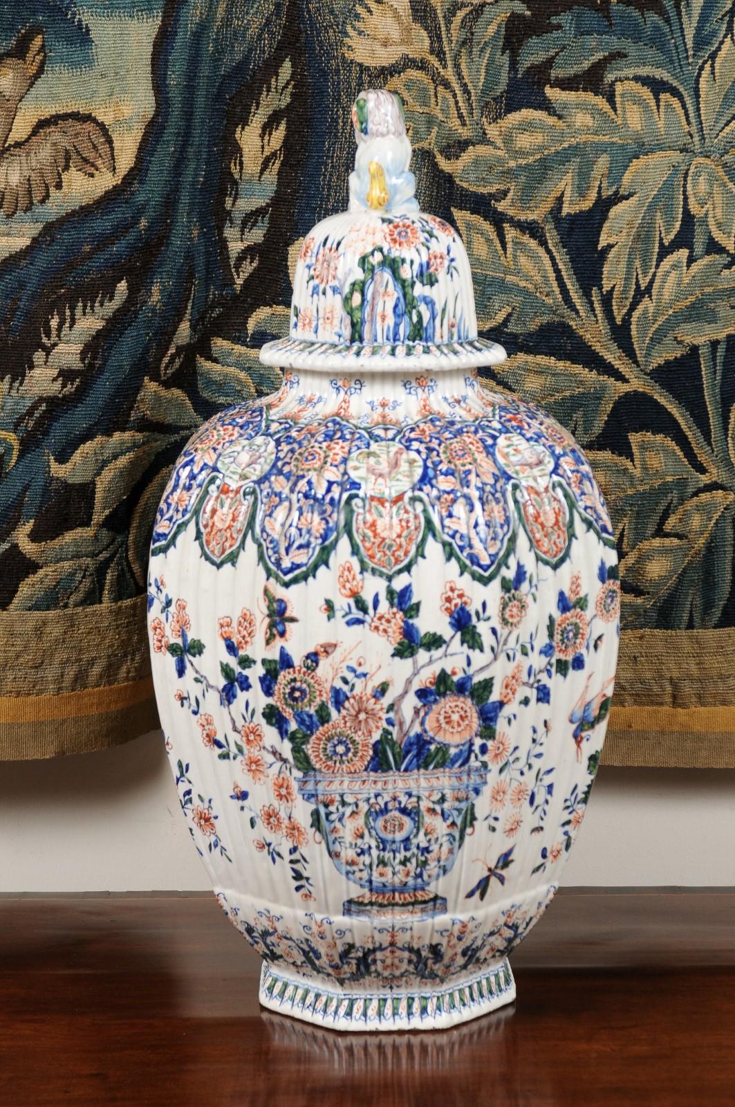 19th Century Ribbed Polychrome Delft Urn with Lid Featuring Lion Finial For Sale 8