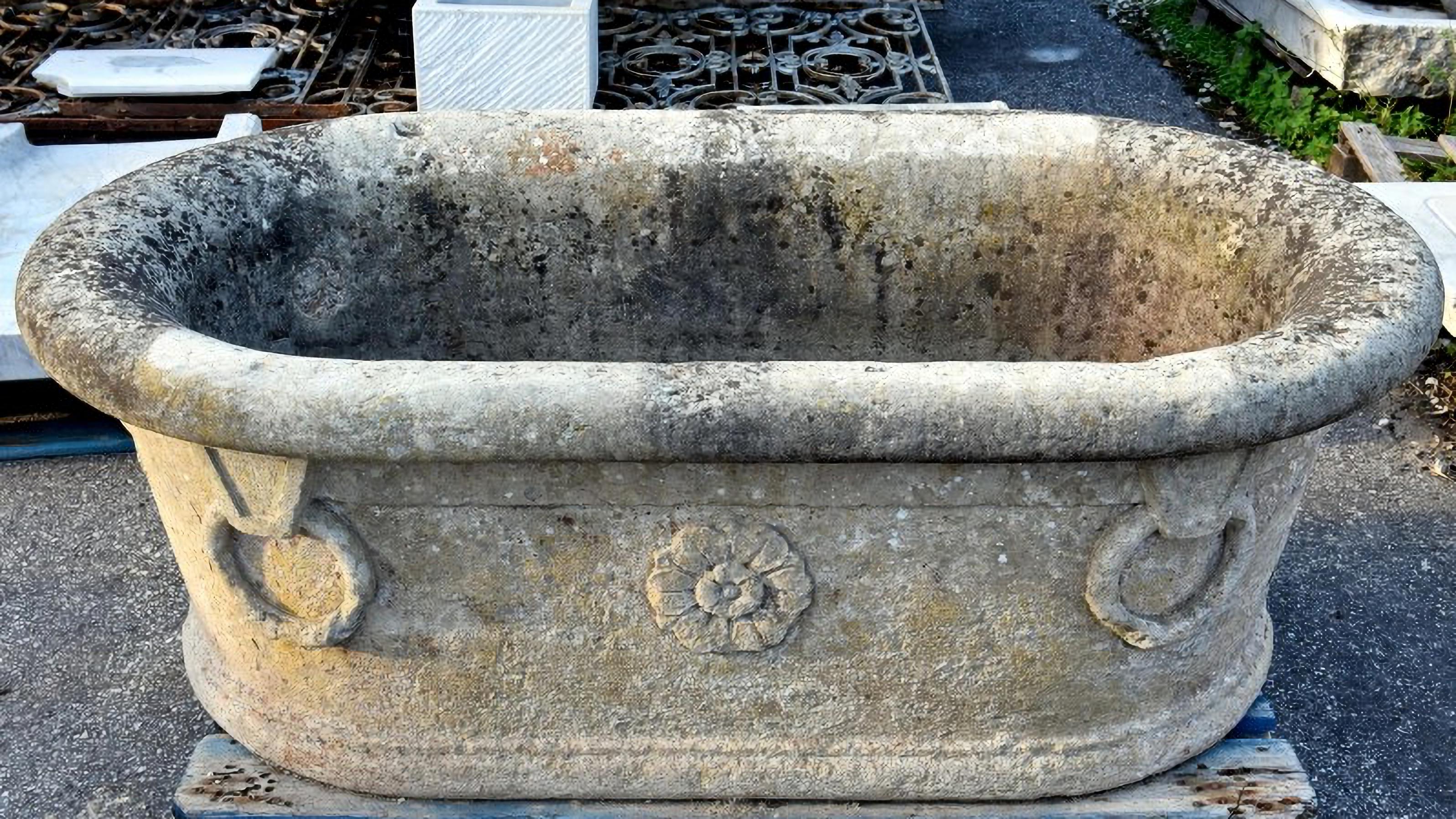 Hand-Crafted 19th Century Ringed Double Sided Stone French Empire Tub For Sale