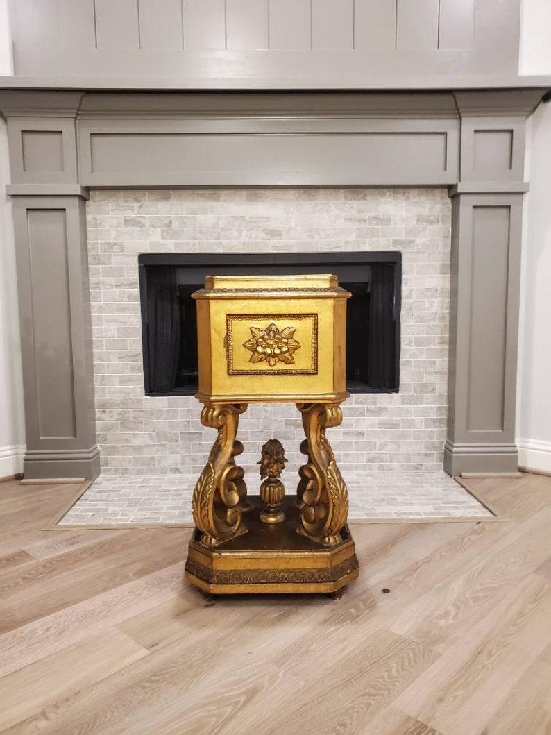 19th Century Rococo Baroque Gilt Pedestal Stand For Sale 1