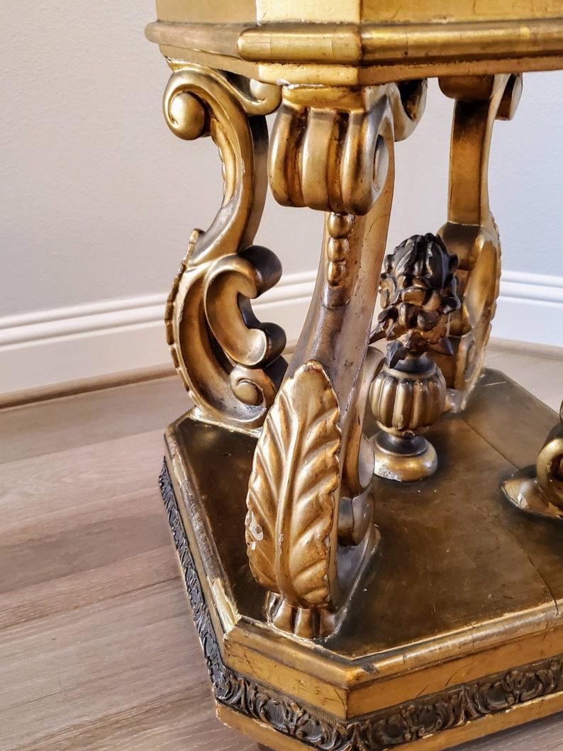 19th Century Rococo Baroque Gilt Pedestal Stand For Sale 4
