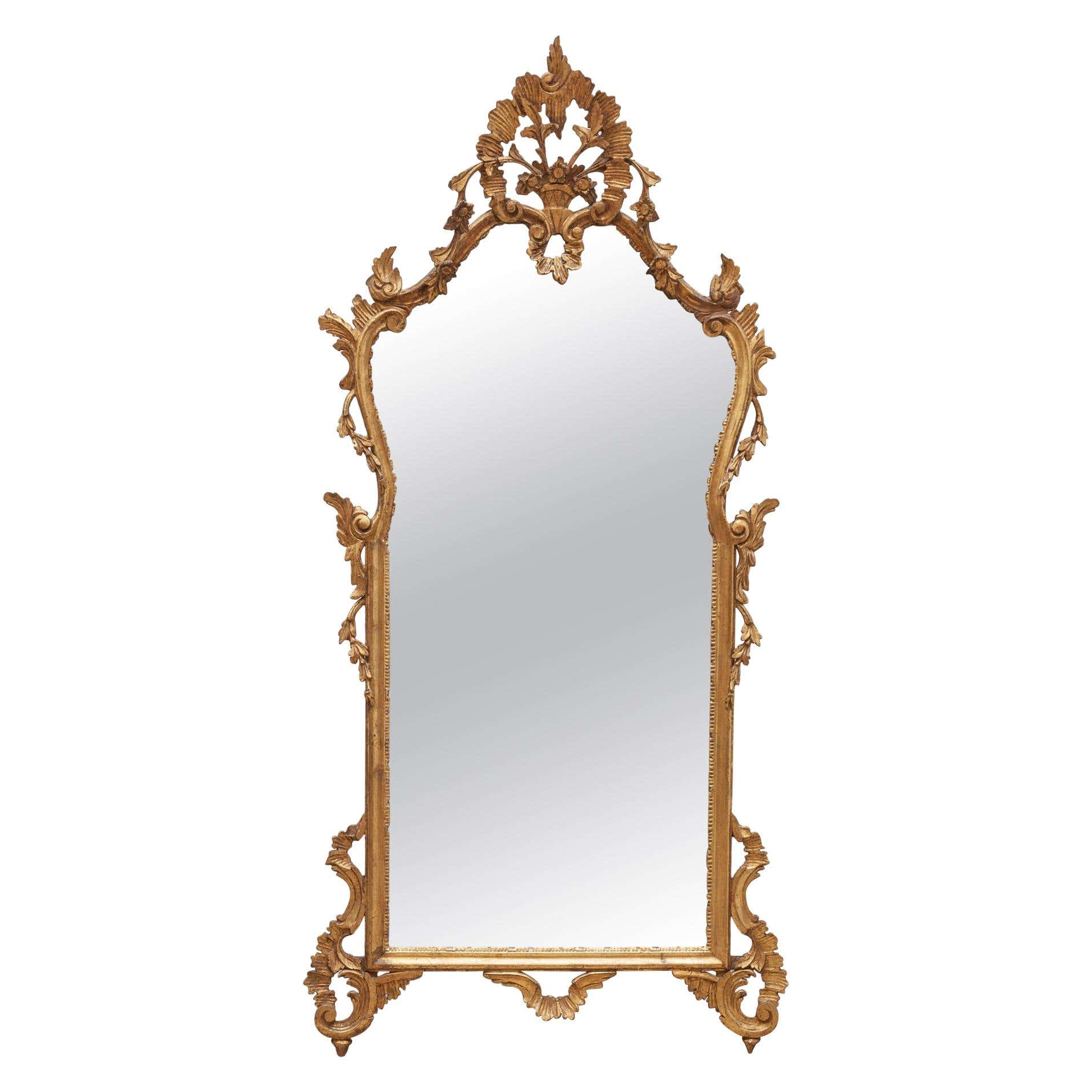 Miroir rococo en bois doré du 19ème siècle, France
