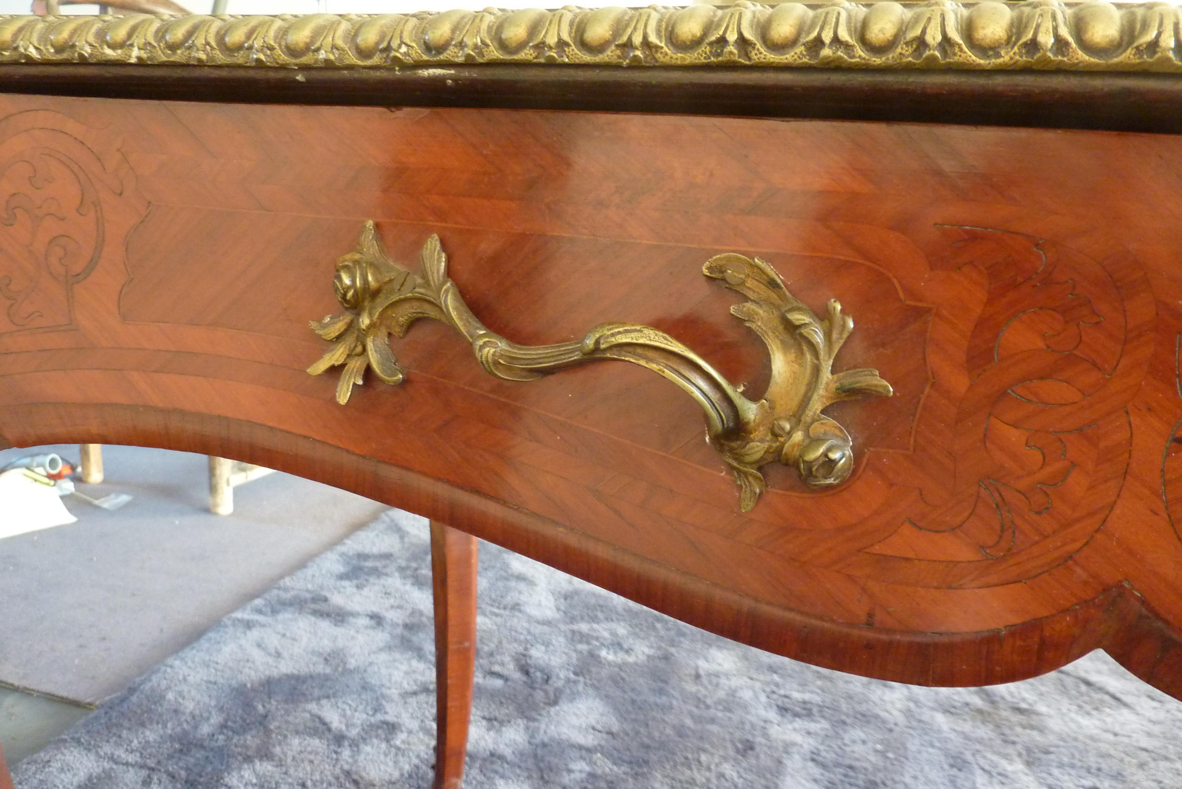 British 19th Century Rococo Louis XV Style Mahogany Flat Desk by James Winter and Sons For Sale