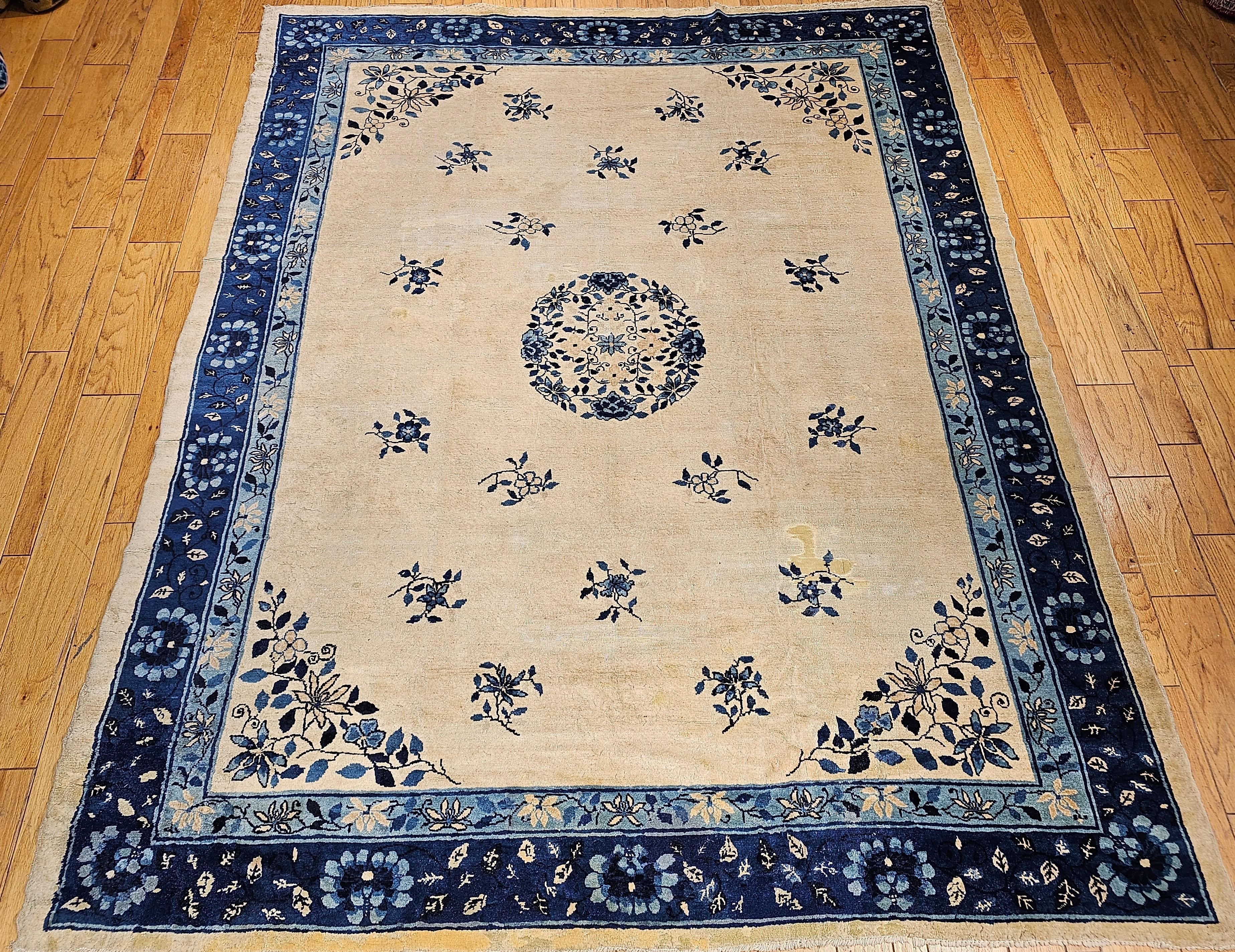 19th Century Room Size Chinese Peking Rug in Ivory, Navy, Baby Blue For Sale 14