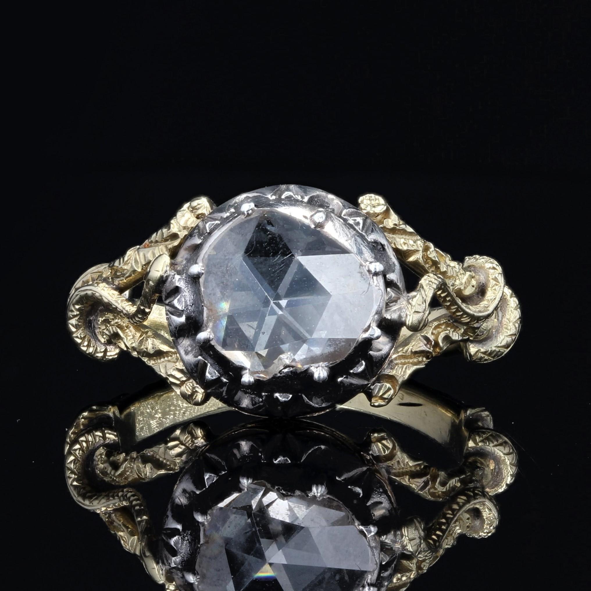 Napoléon III Bague solitaire en or jaune 18 carats avec diamants taille rose du XIXe sicle en vente