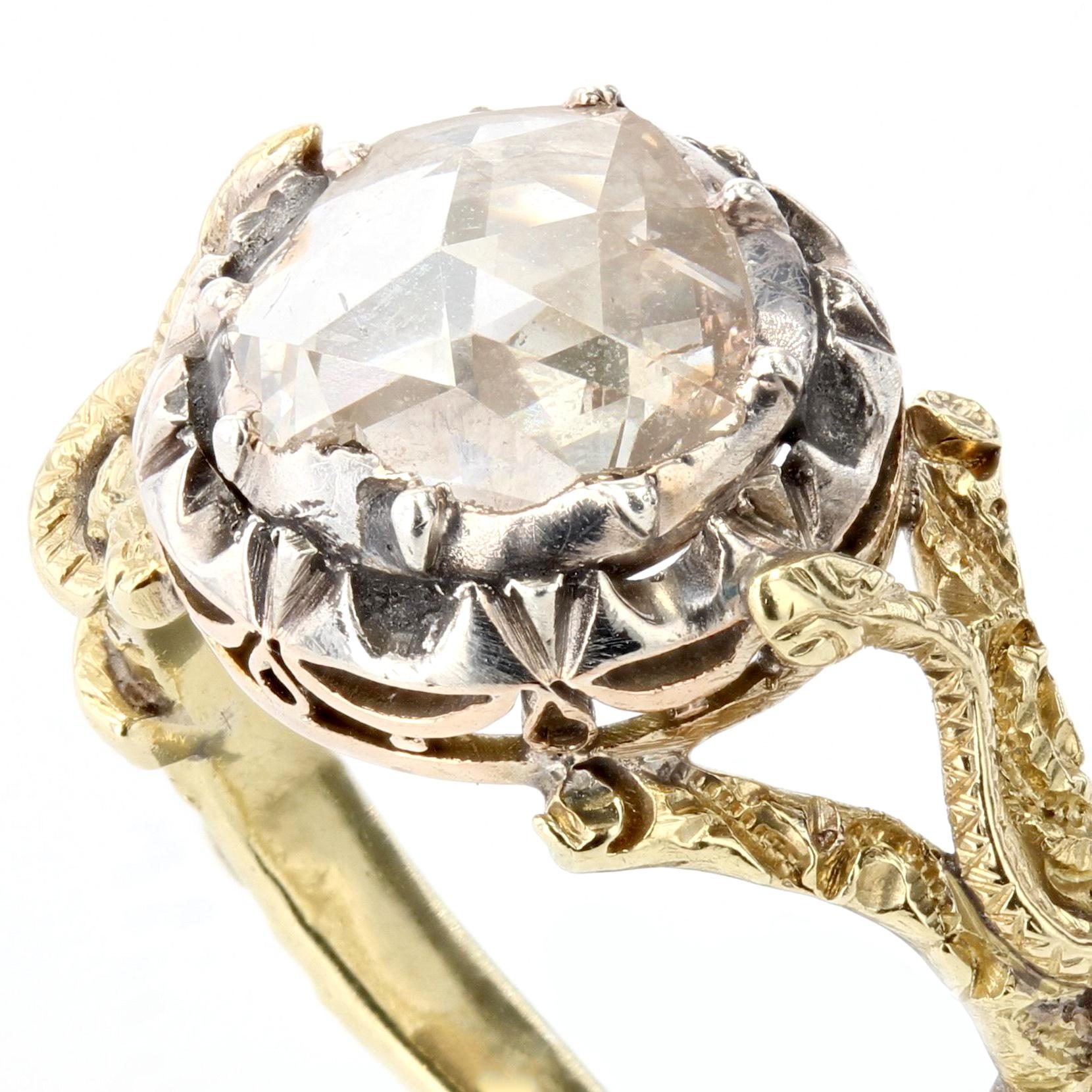 Taille rose Bague solitaire en or jaune 18 carats avec diamants taille rose du XIXe sicle en vente