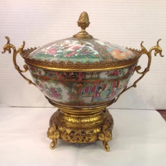 19th Century Rose Medallion Centerpiece