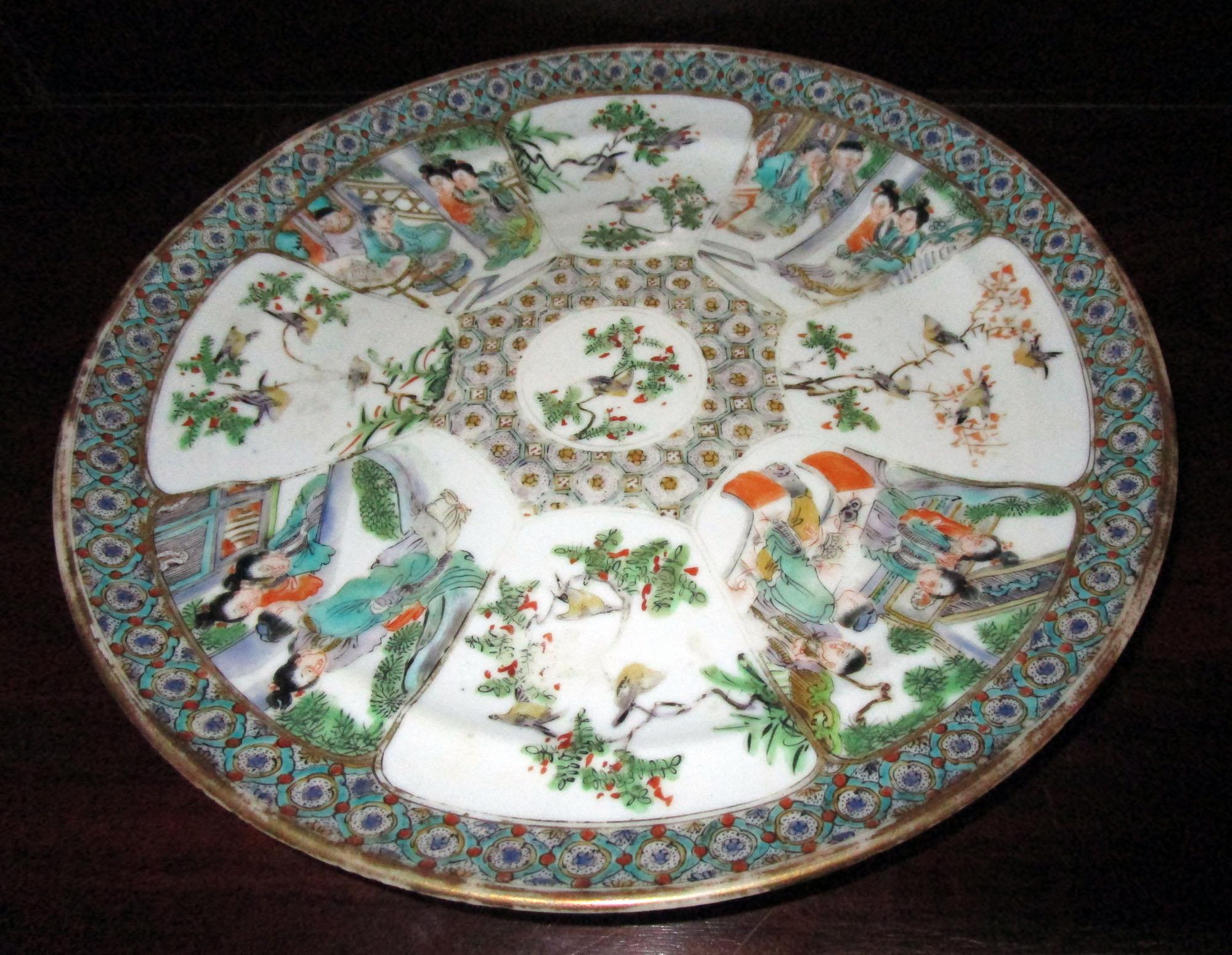 19th century Rose Medallion Chinese Export Plate Set of Two 2