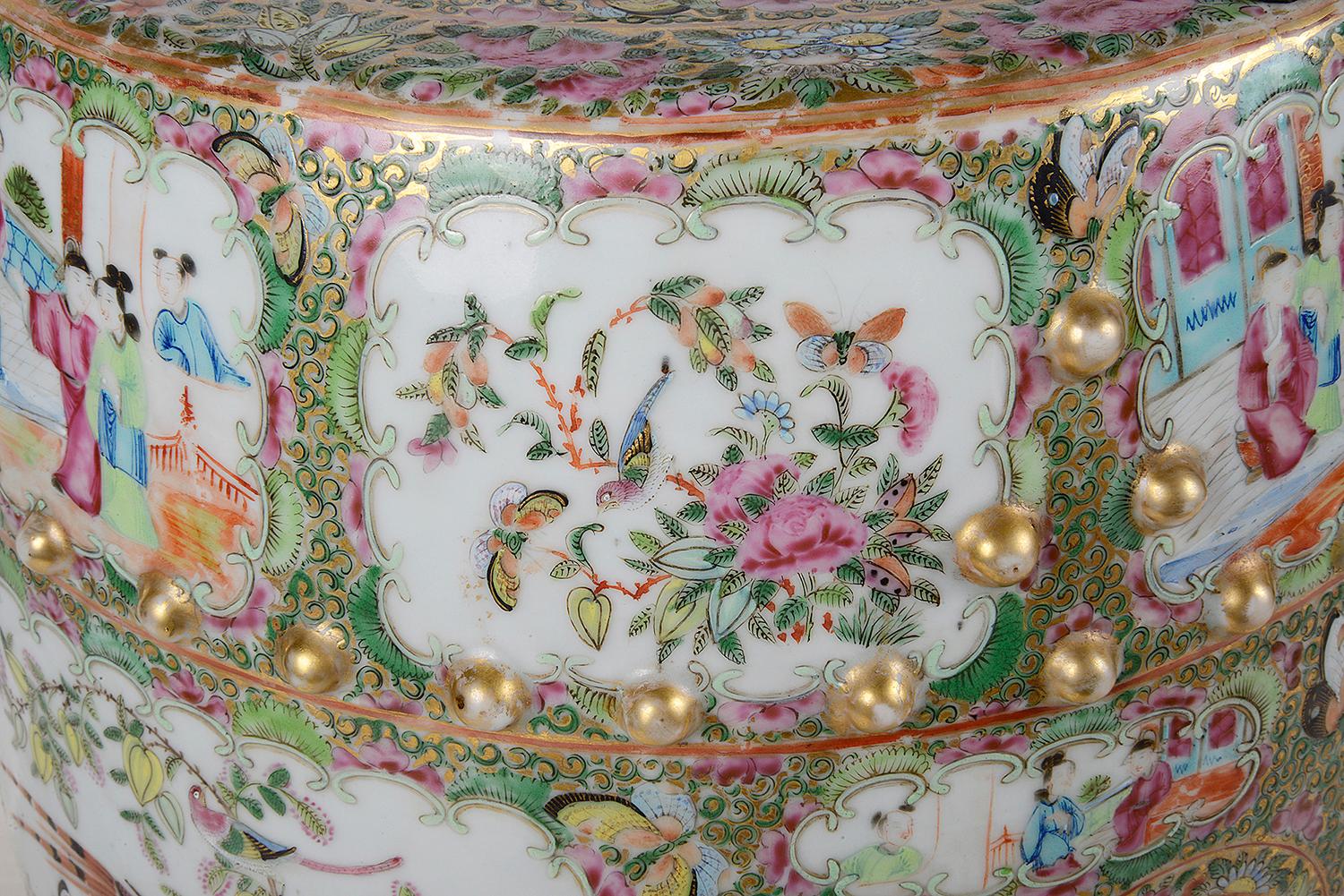 19th Century Rose Medallion Porcelain Garden Seat 1