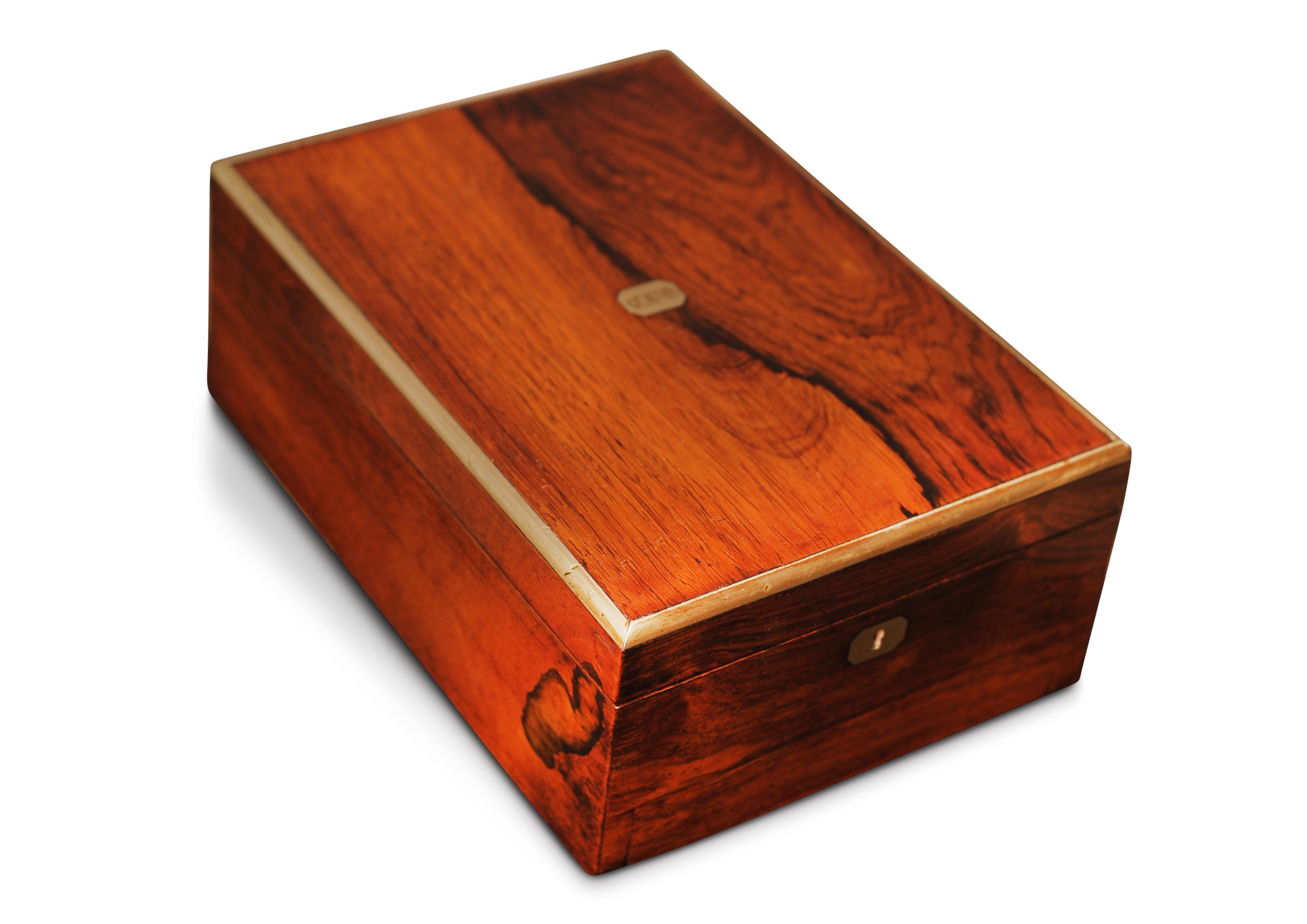 wooden grooming box