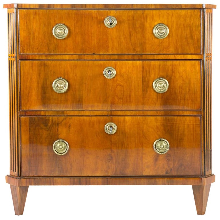 19th Century Rosewood Chest of Drawers 1