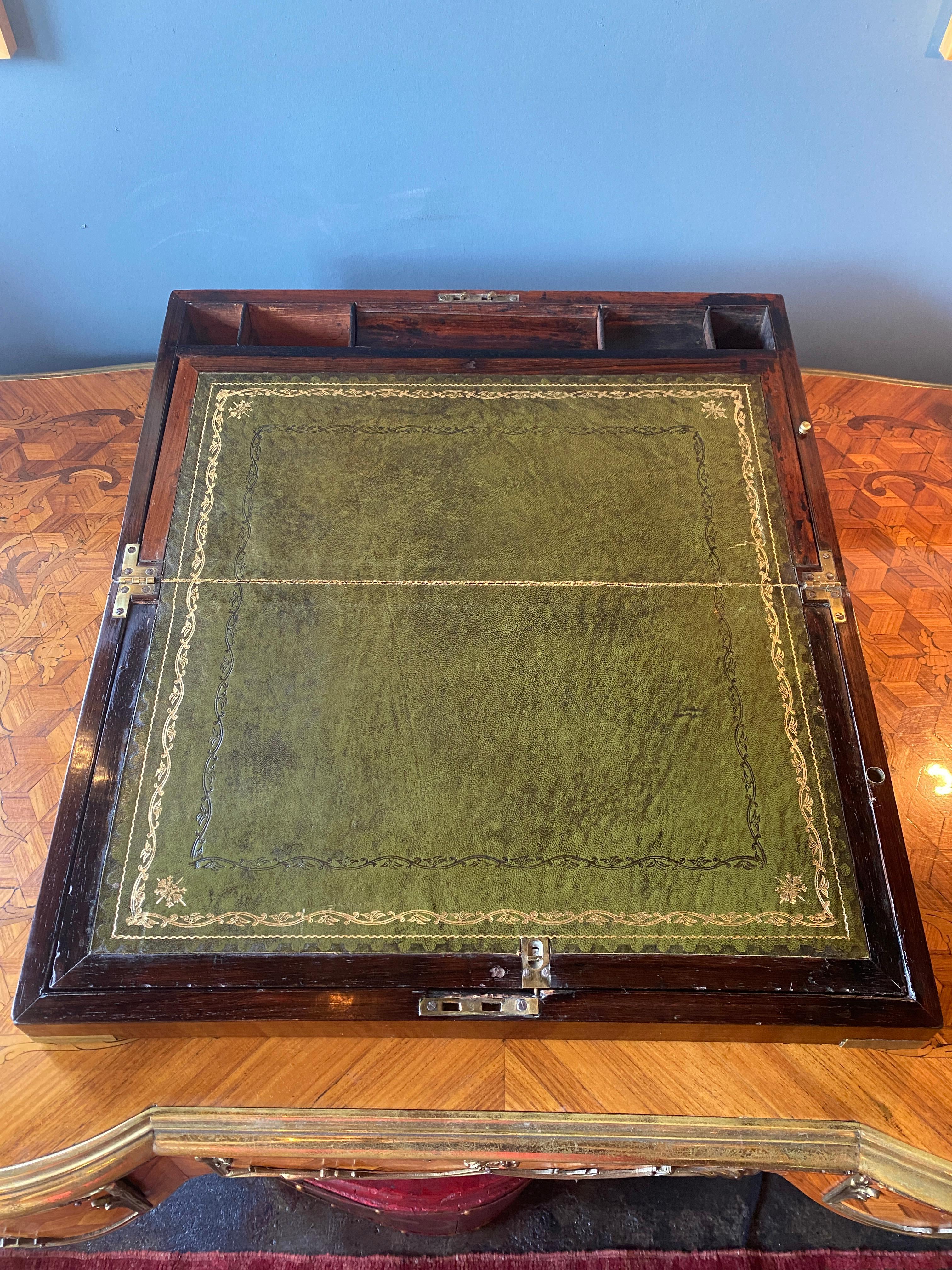 19th Century Rosewood English Campaign Lap Desk In Distressed Condition In Nashville, TN