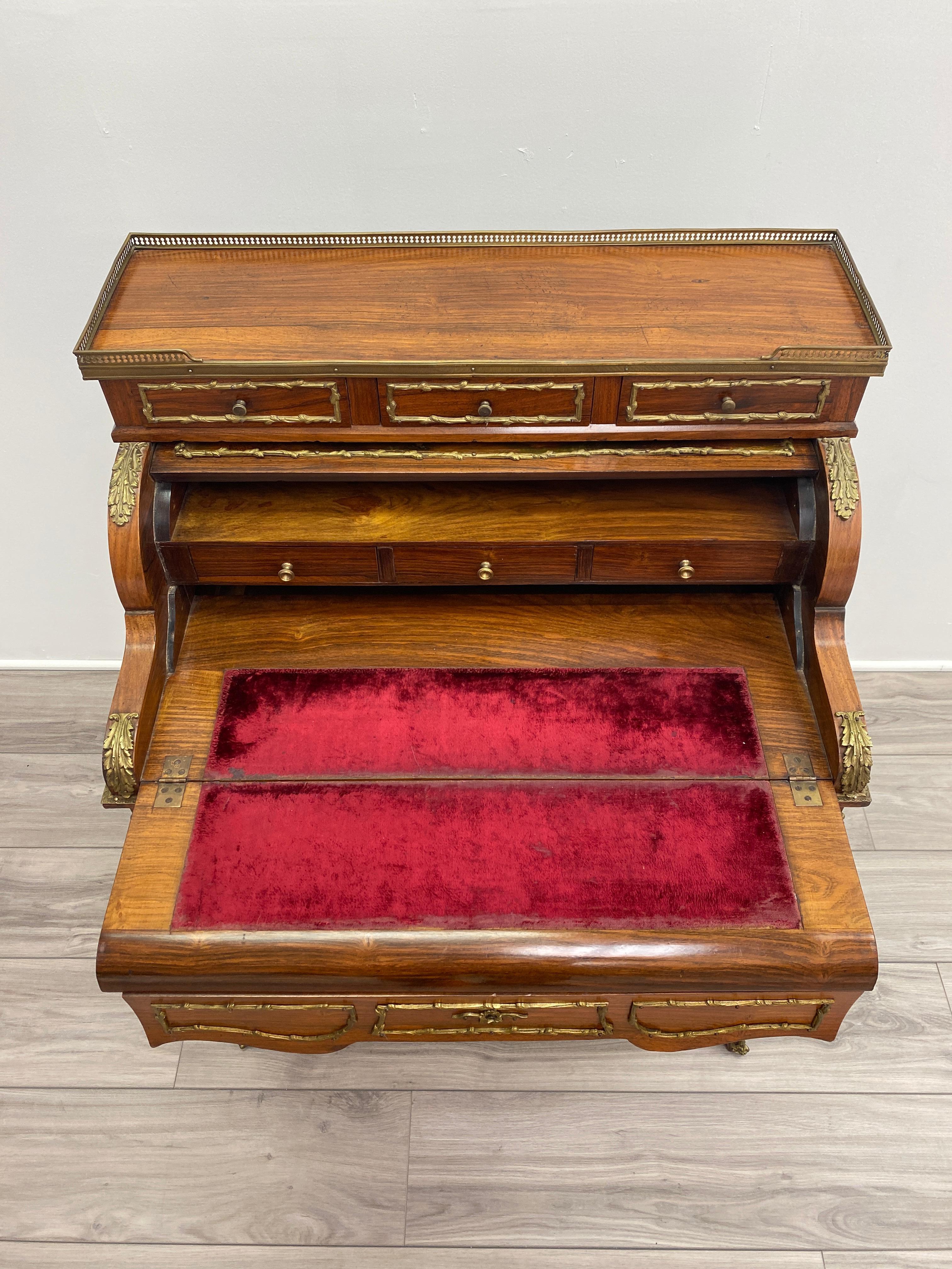 19th Century Rosewood French Louis XV style Cylinder Desk In Good Condition In Nashville, TN