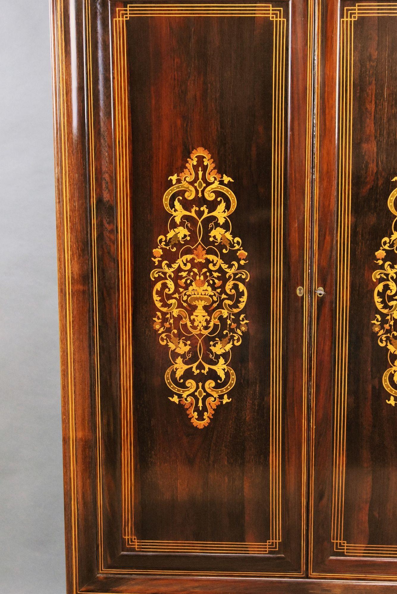 19th Century Rosewood Inlaid Wardrobe In Good Condition In Chelmsford, Essex