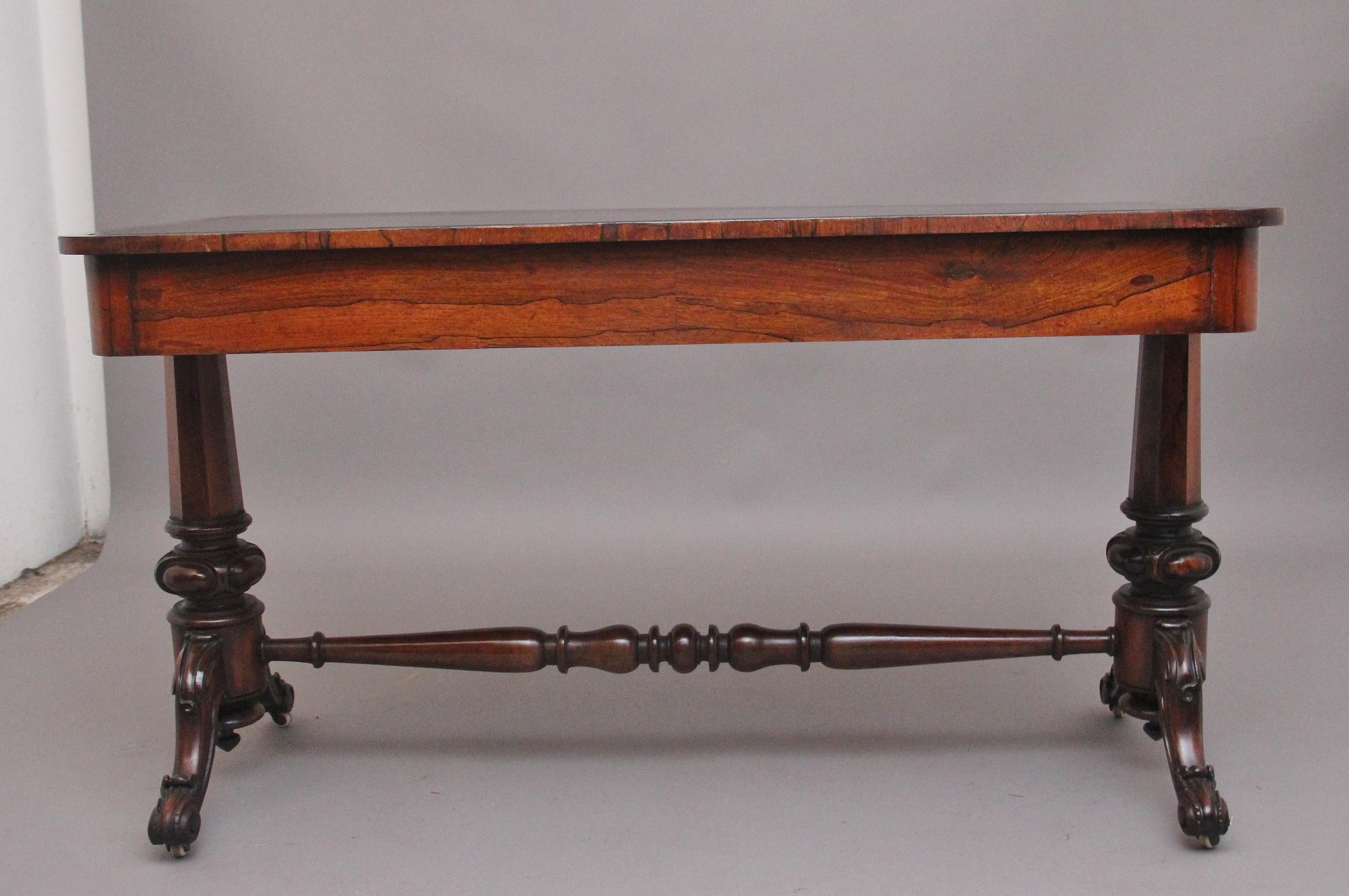 Table de bibliothèque en bois de rose du 19ème siècle Bon état - En vente à Martlesham, GB