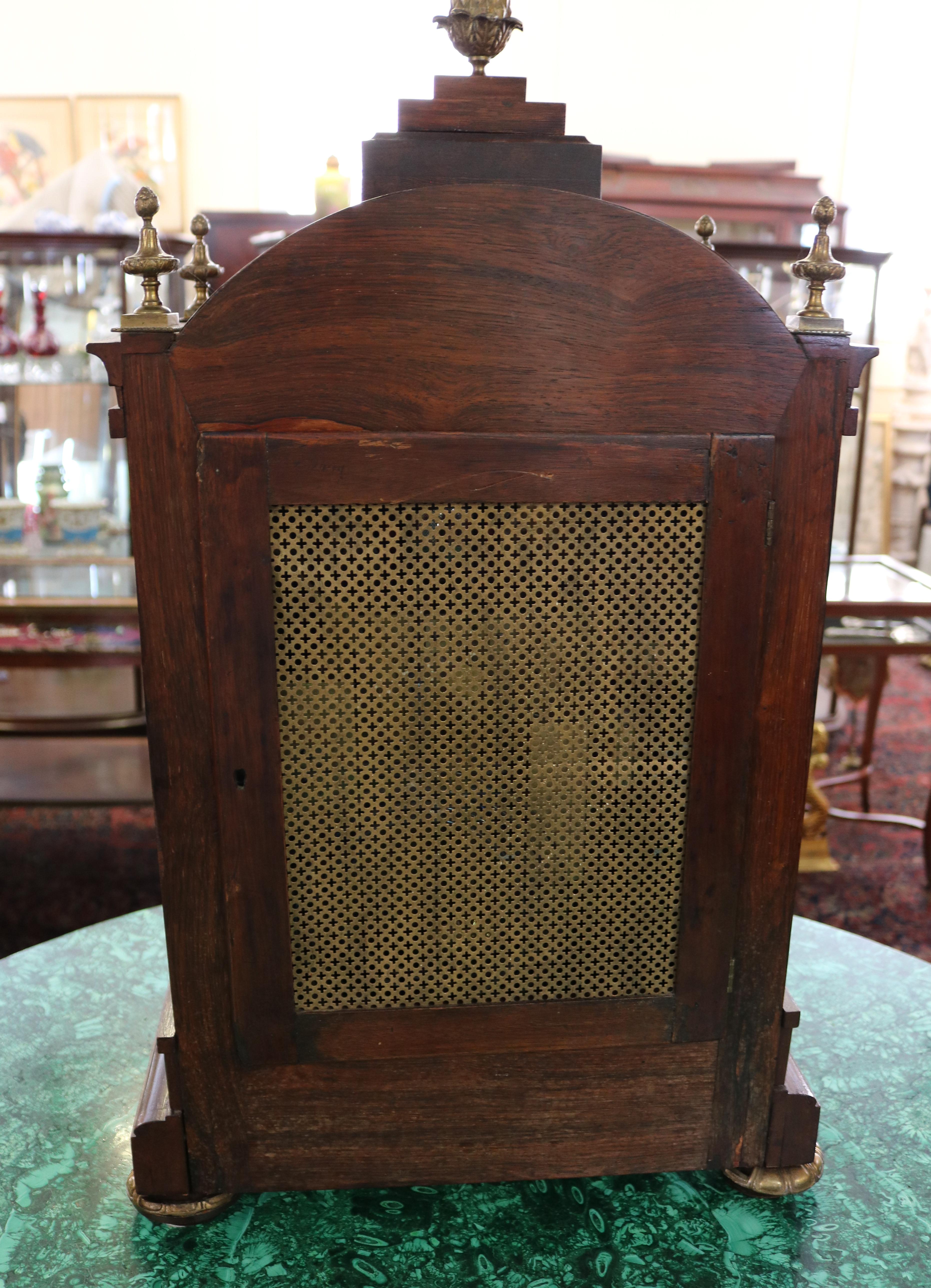 Pendule de cheminée musicale du 19e siècle en bois de rose par S. Smith & Sons London en vente 8