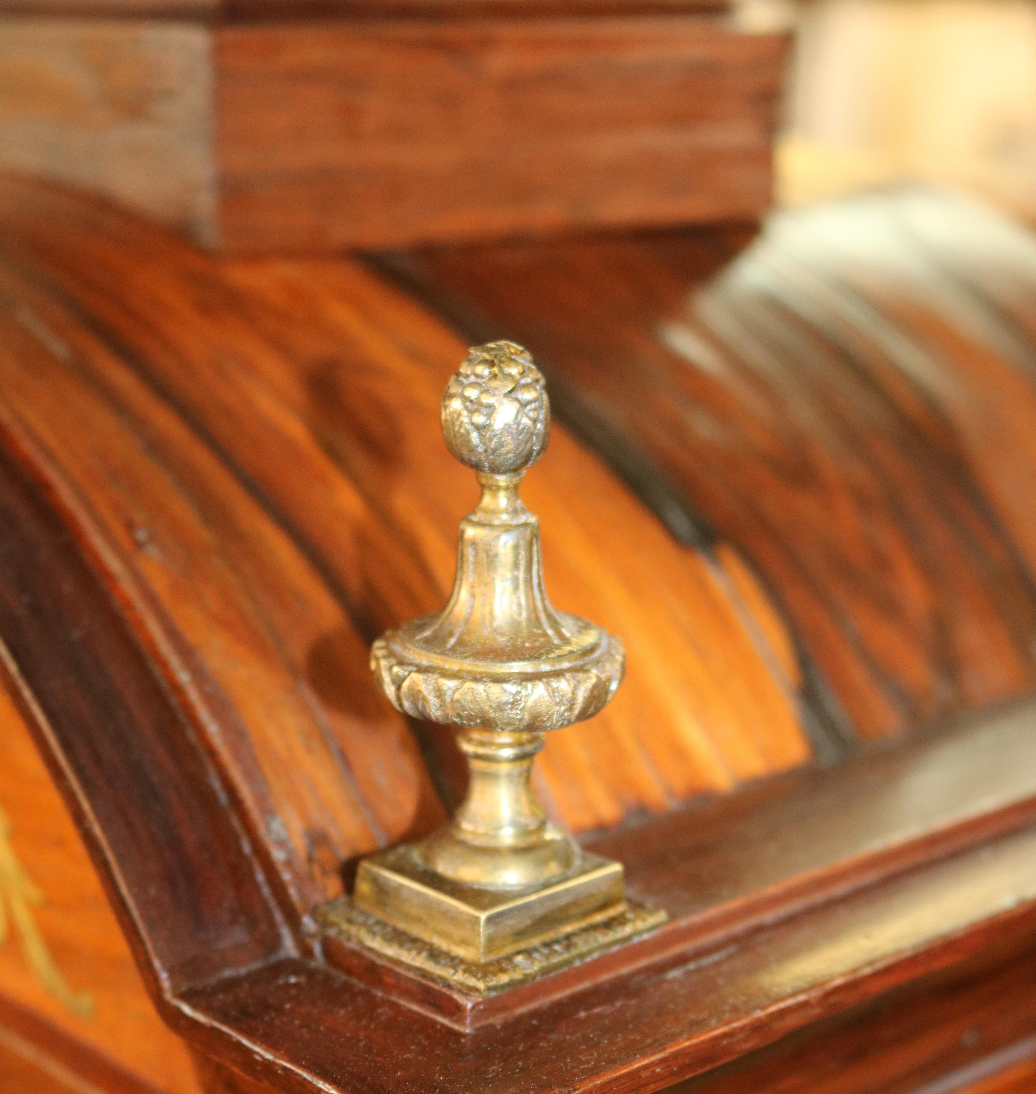 Laiton Pendule de cheminée musicale du 19e siècle en bois de rose par S. Smith & Sons London en vente