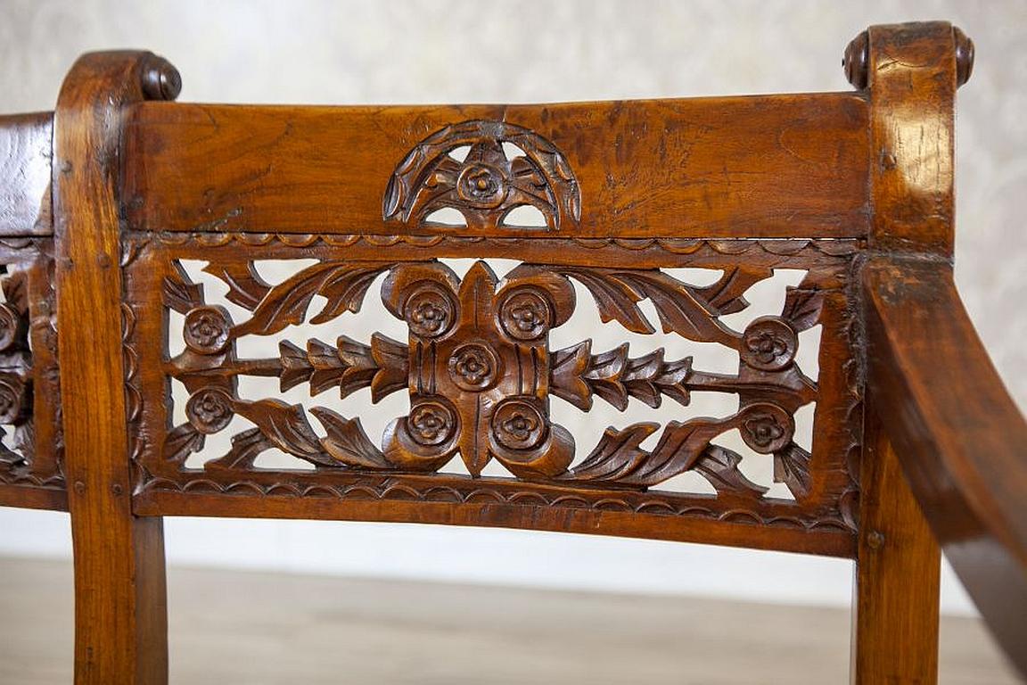 19th Century Rosewood Parlor Set with Carved Backrests For Sale 2