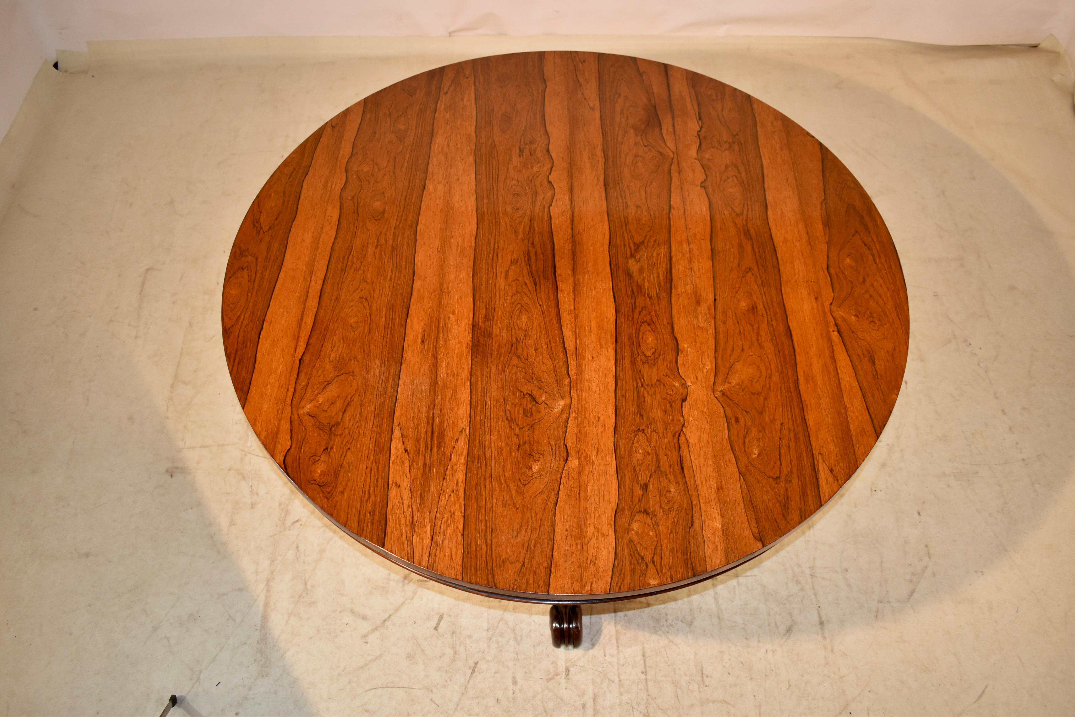 Table à plateau basculant en palissandre du XIXe siècle en vente 6