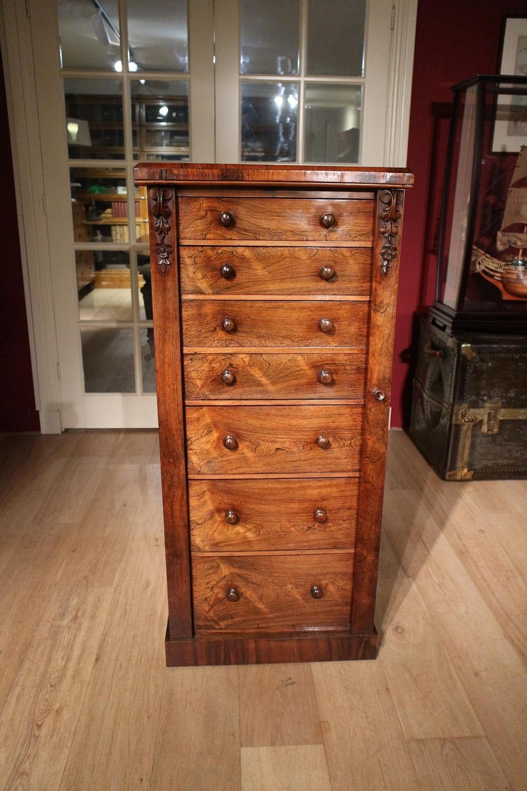 William IV 19th Century Rosewood Wellington Chest of Drawers with Secrétaire