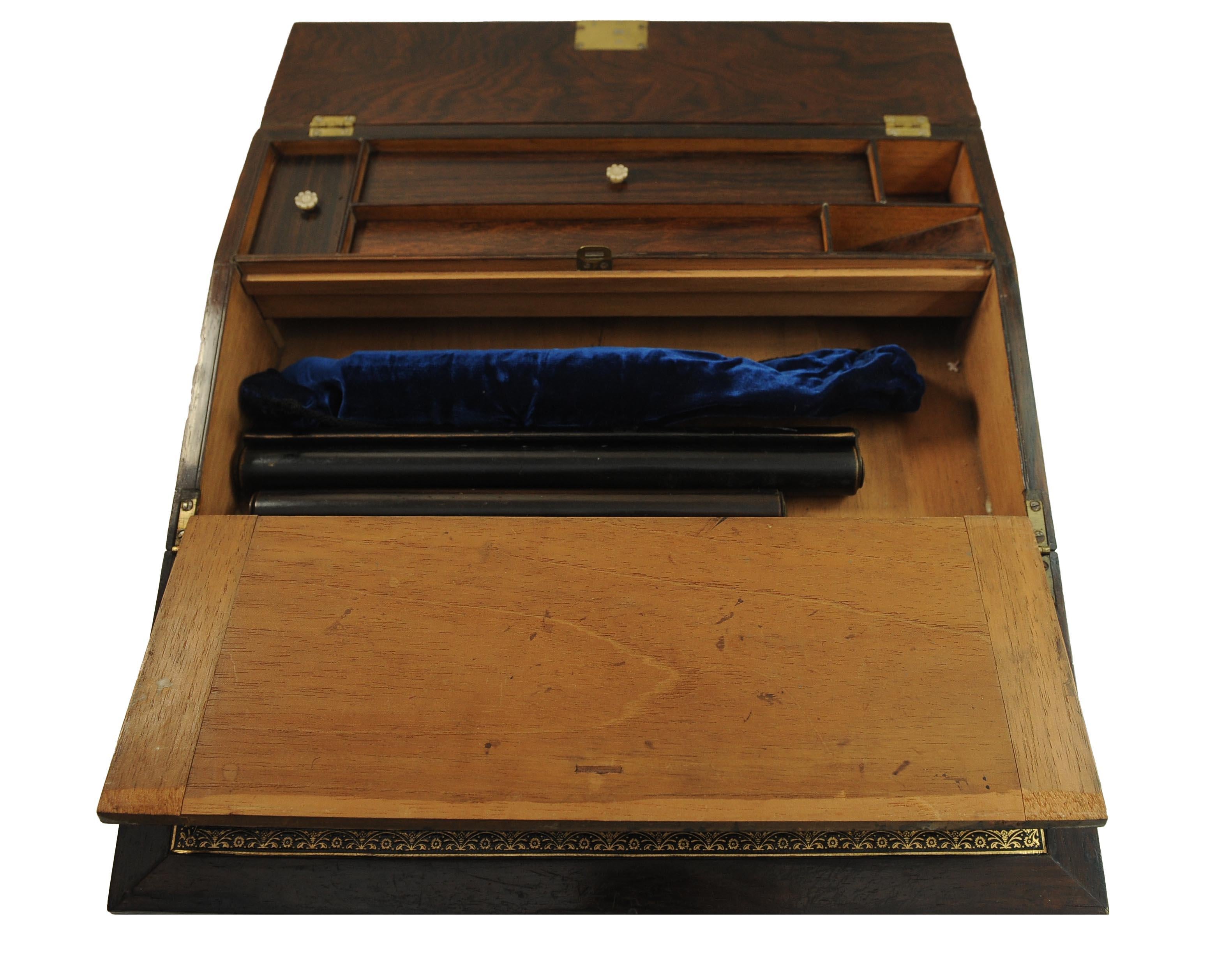 19th Century Rosewood Writing Slope Decorated With Beautiful Inlay Throughout For Sale 12