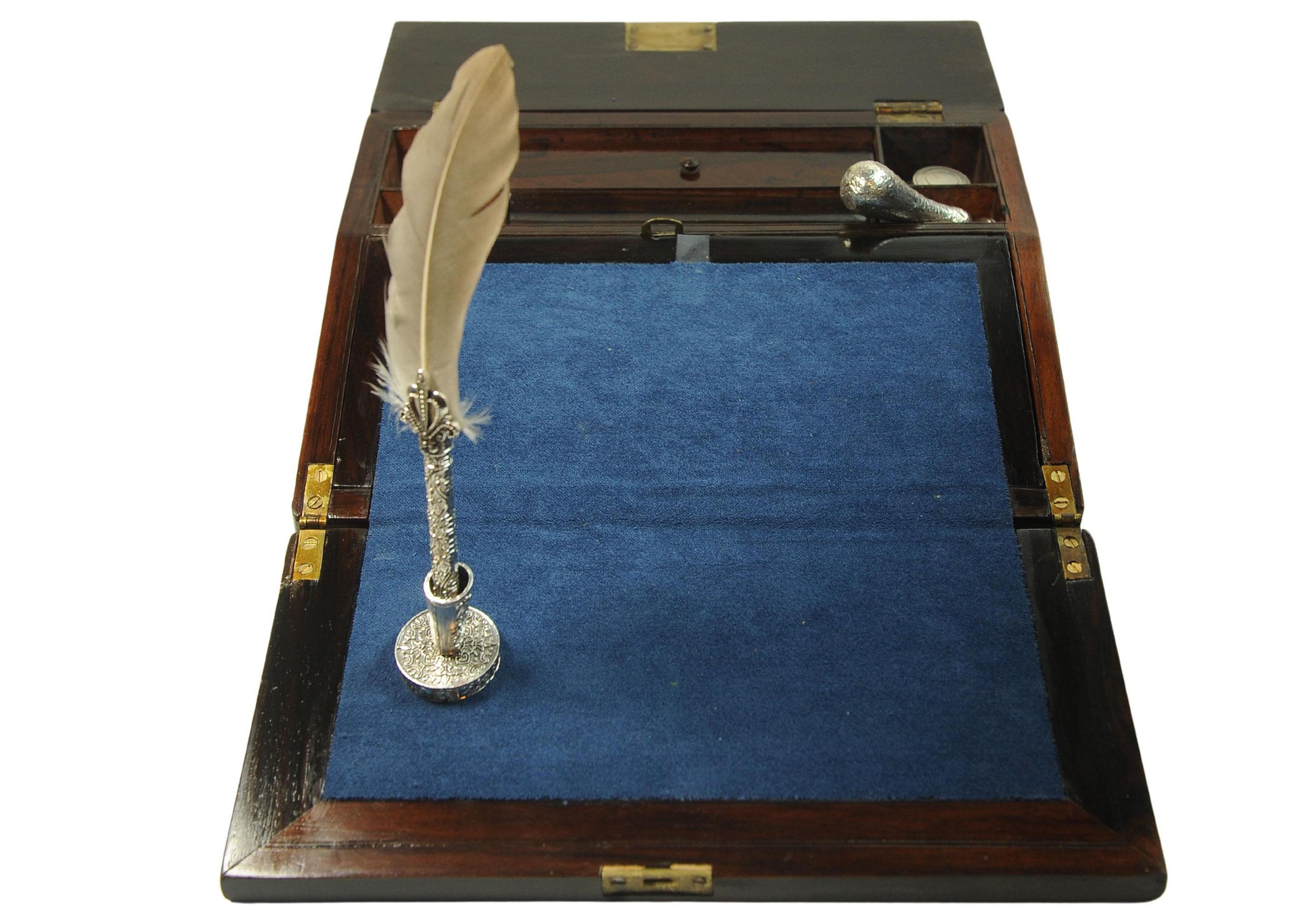 19th Century Rosewood Writing Slope Decorated With Beautiful Inlay Throughout (Englisch) im Angebot