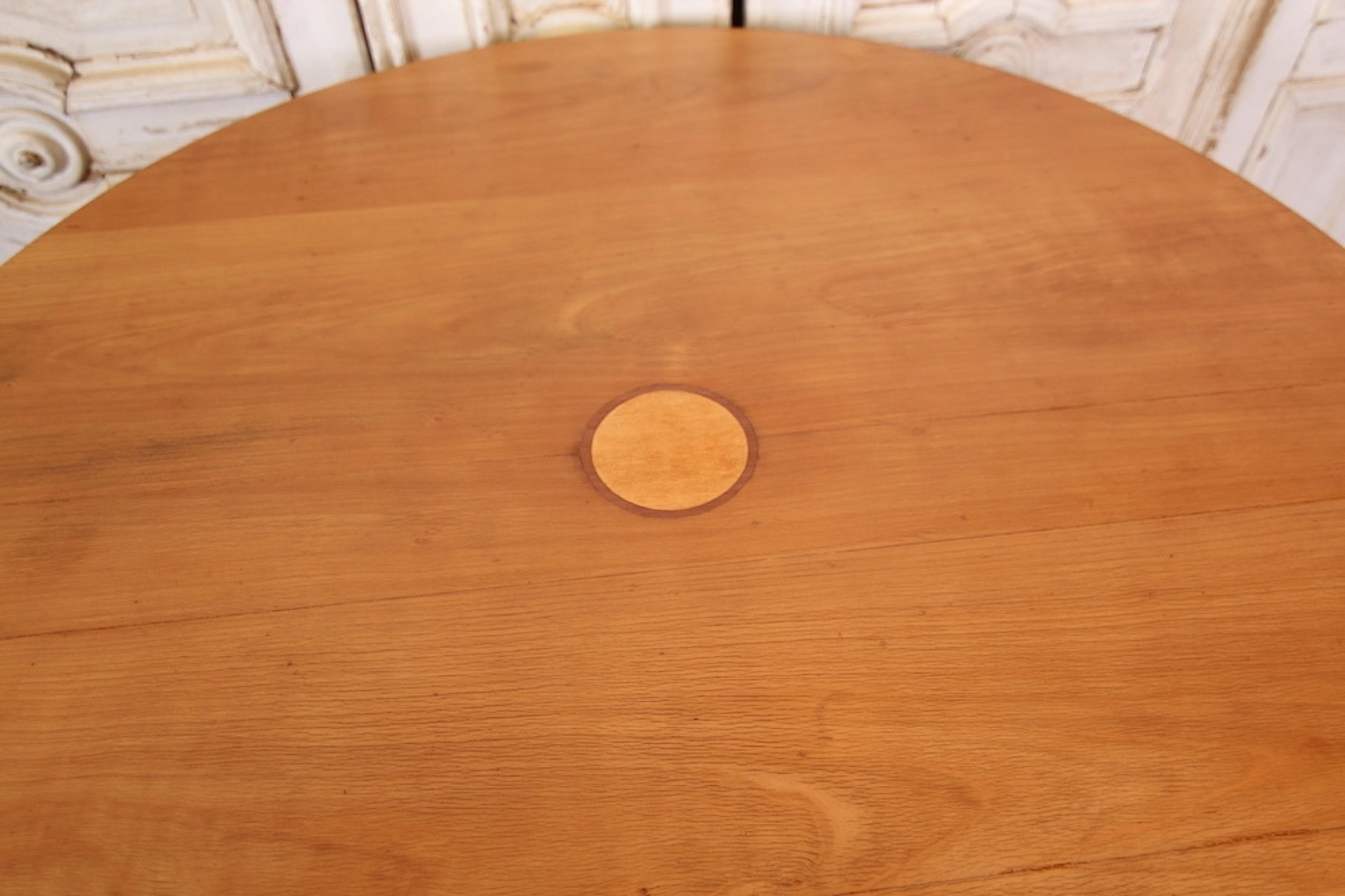 19th Century Round Biedermeier Table 1