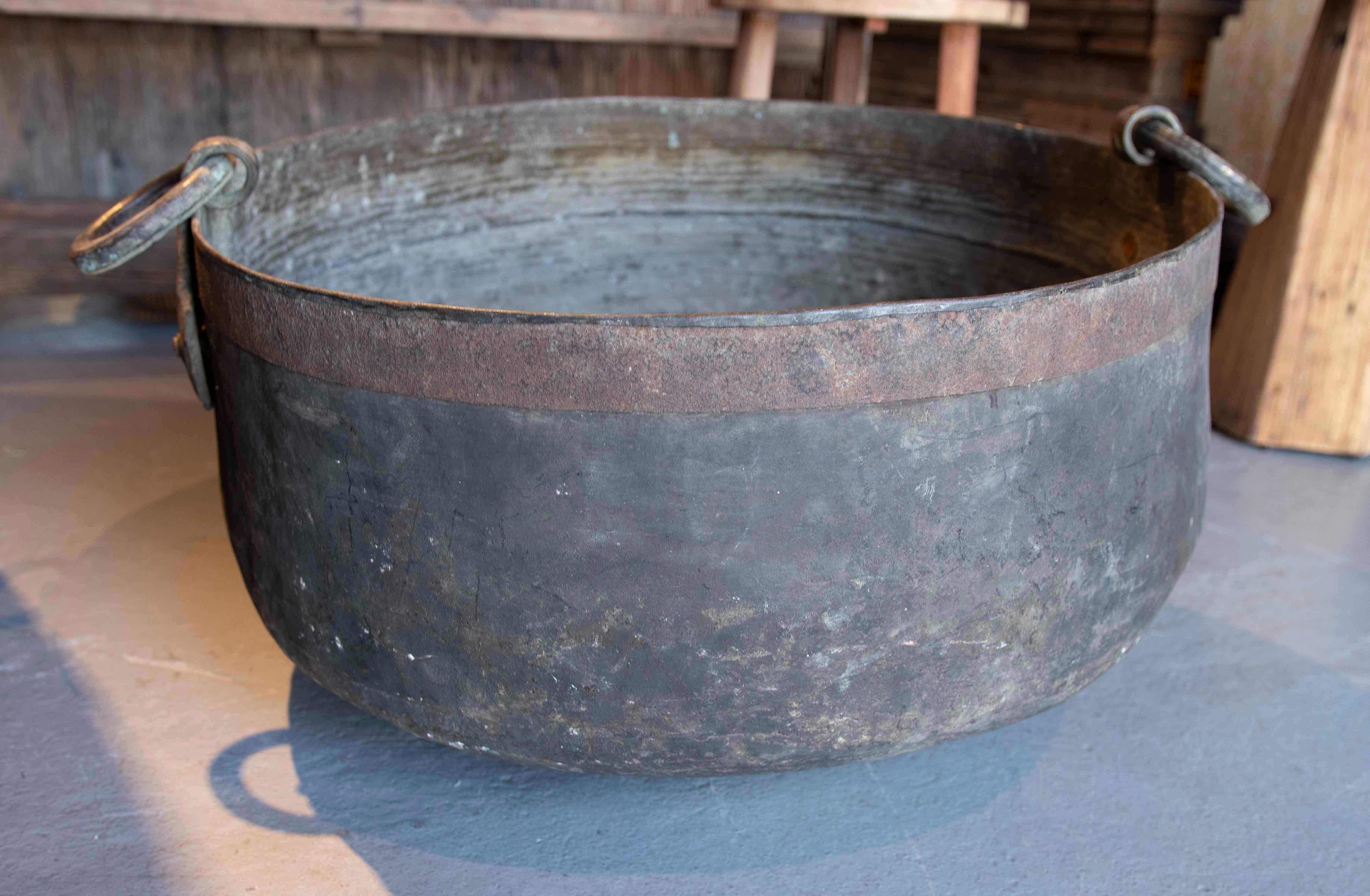 19th Century Round Bronze Cooking Casserole with Handles  For Sale 14