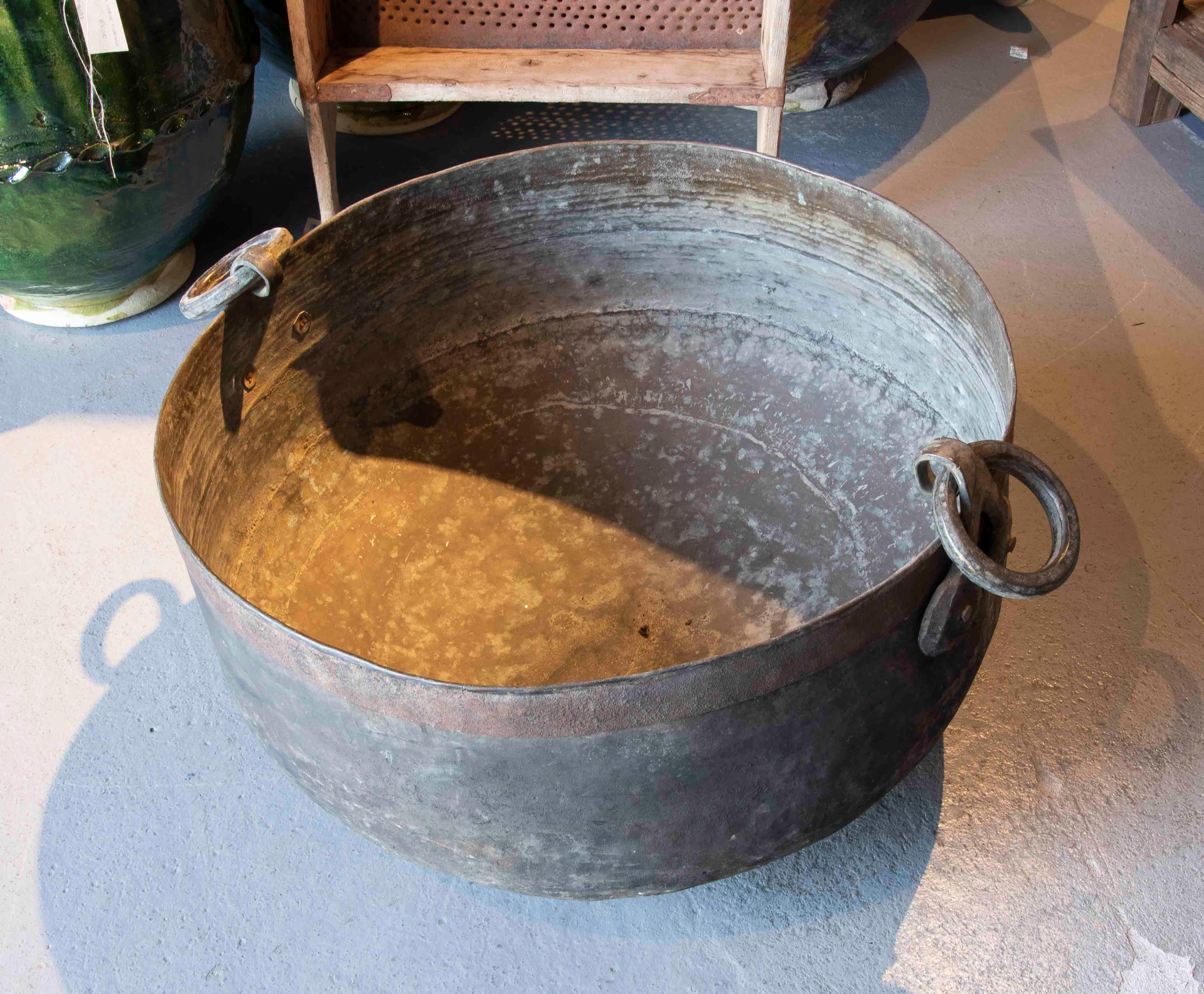 19th Century Round Bronze Cooking Casserole with Handles  For Sale 4