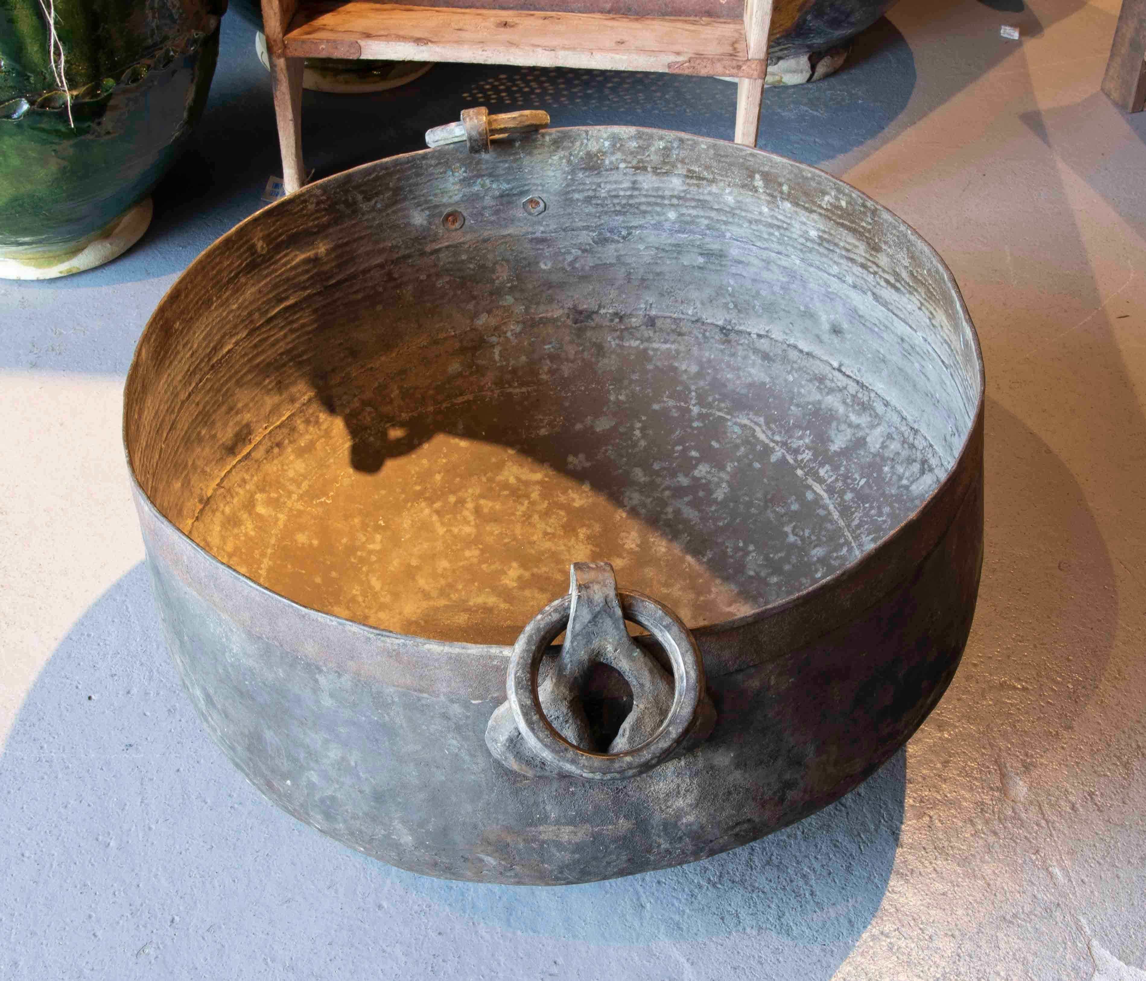 19th Century Round Bronze Cooking Casserole with Handles  For Sale 5