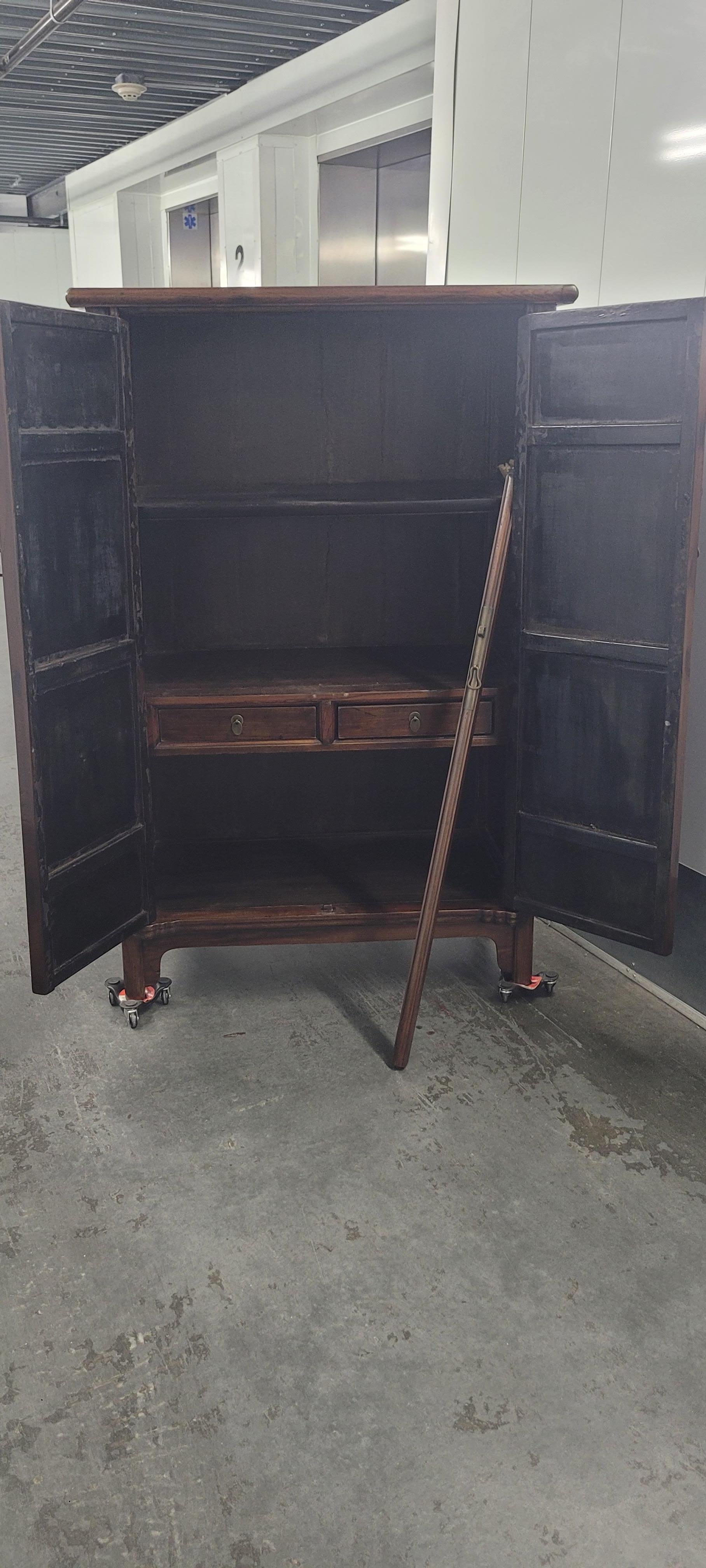 19th Century Round Cornered Cabinet For Sale 6